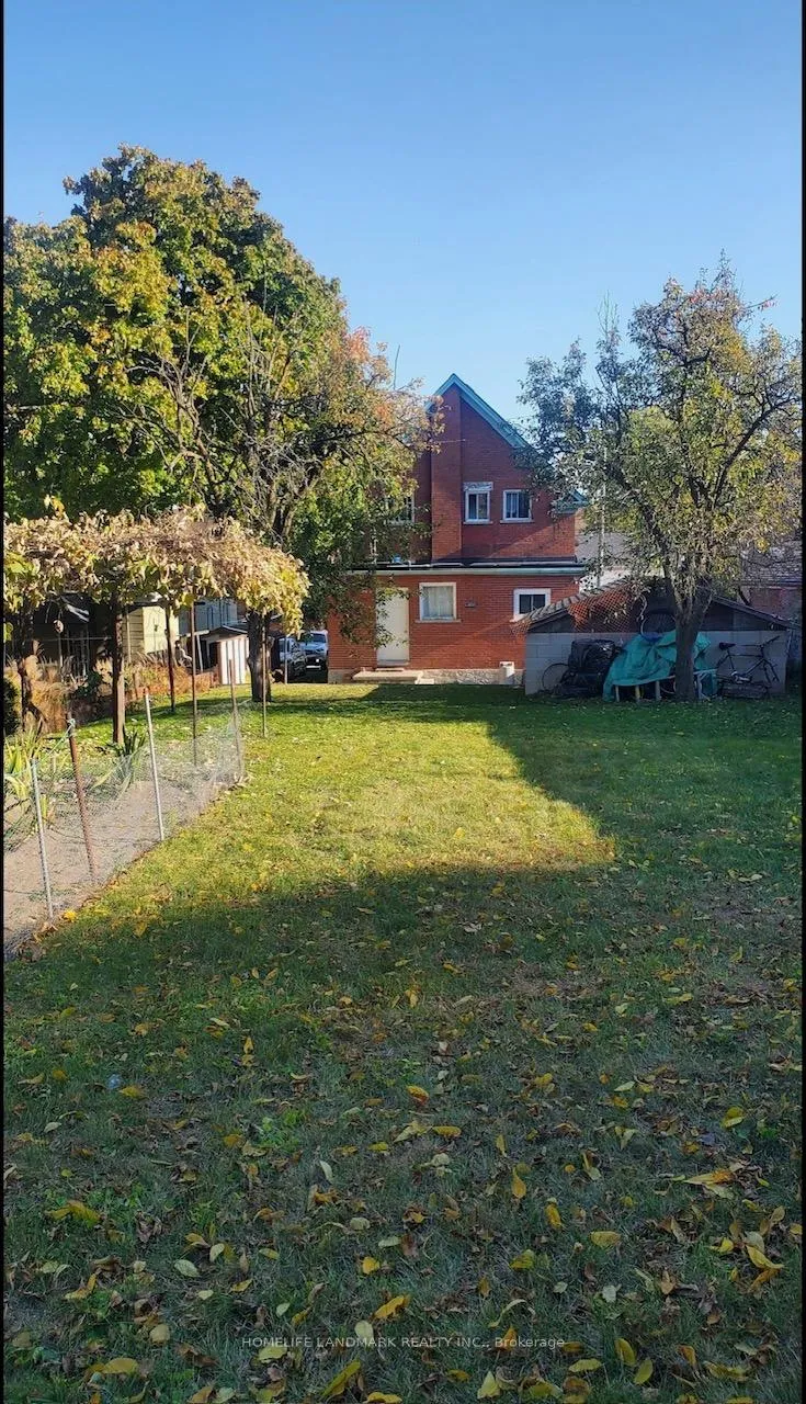 Photo 6 of 20 Cherry Street, Kitchener — HOMEH