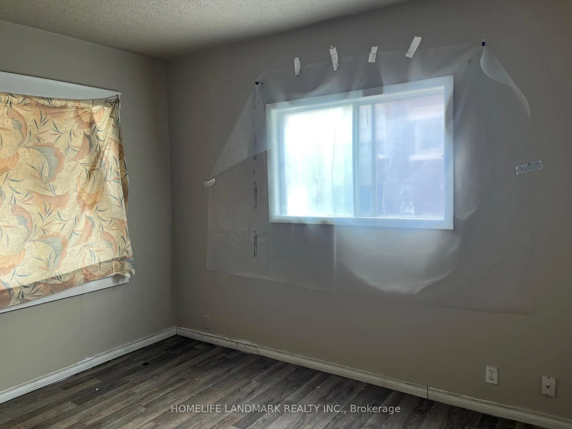 Photo 10 of 20 Cherry Street, Kitchener — HOMEH