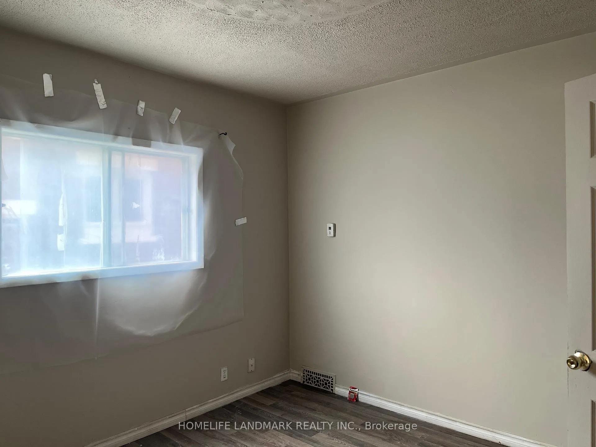 Photo 11 of 20 Cherry Street, Kitchener — HOMEH