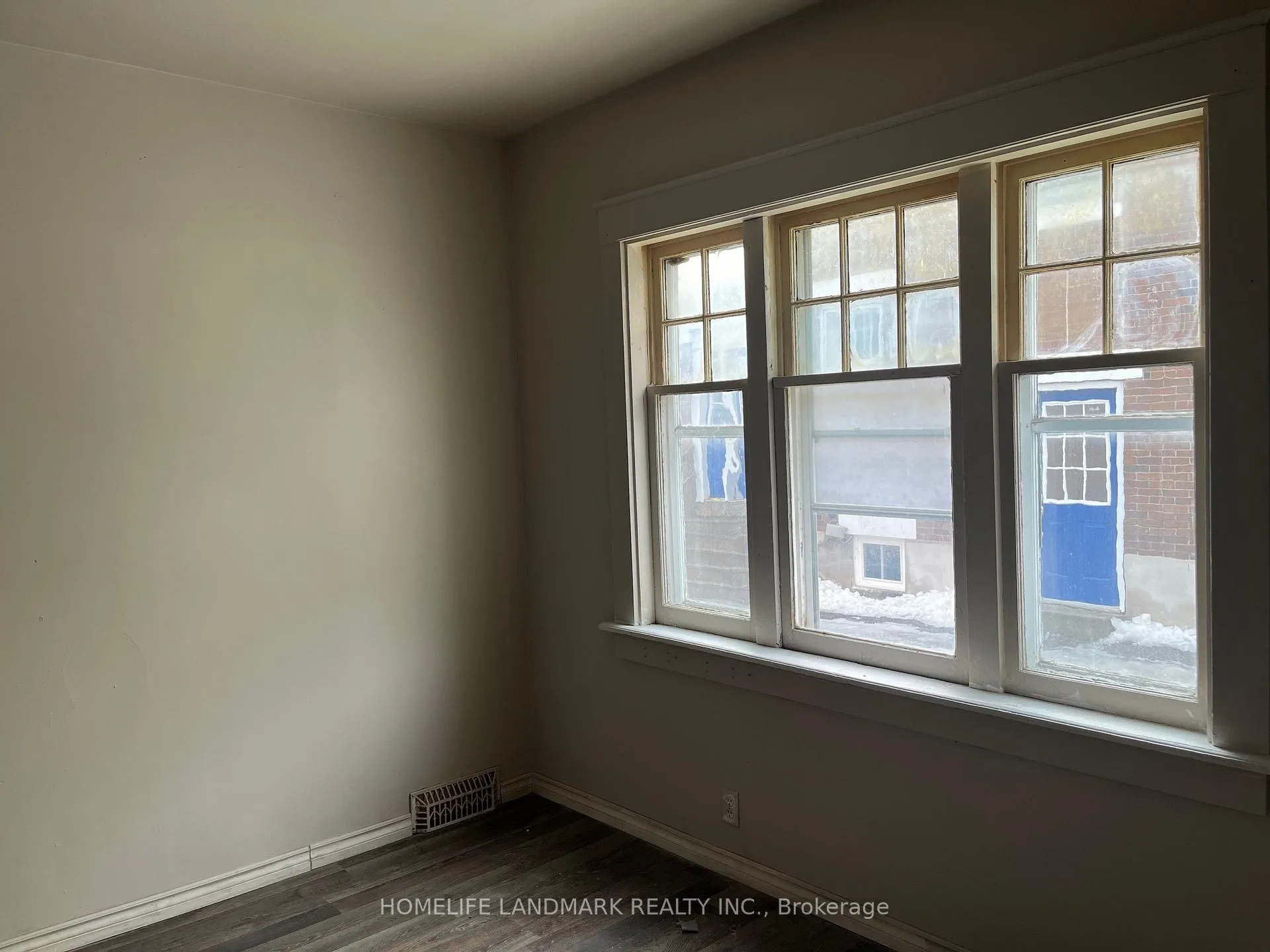 Photo 12 of 20 Cherry Street, Kitchener — HOMEH