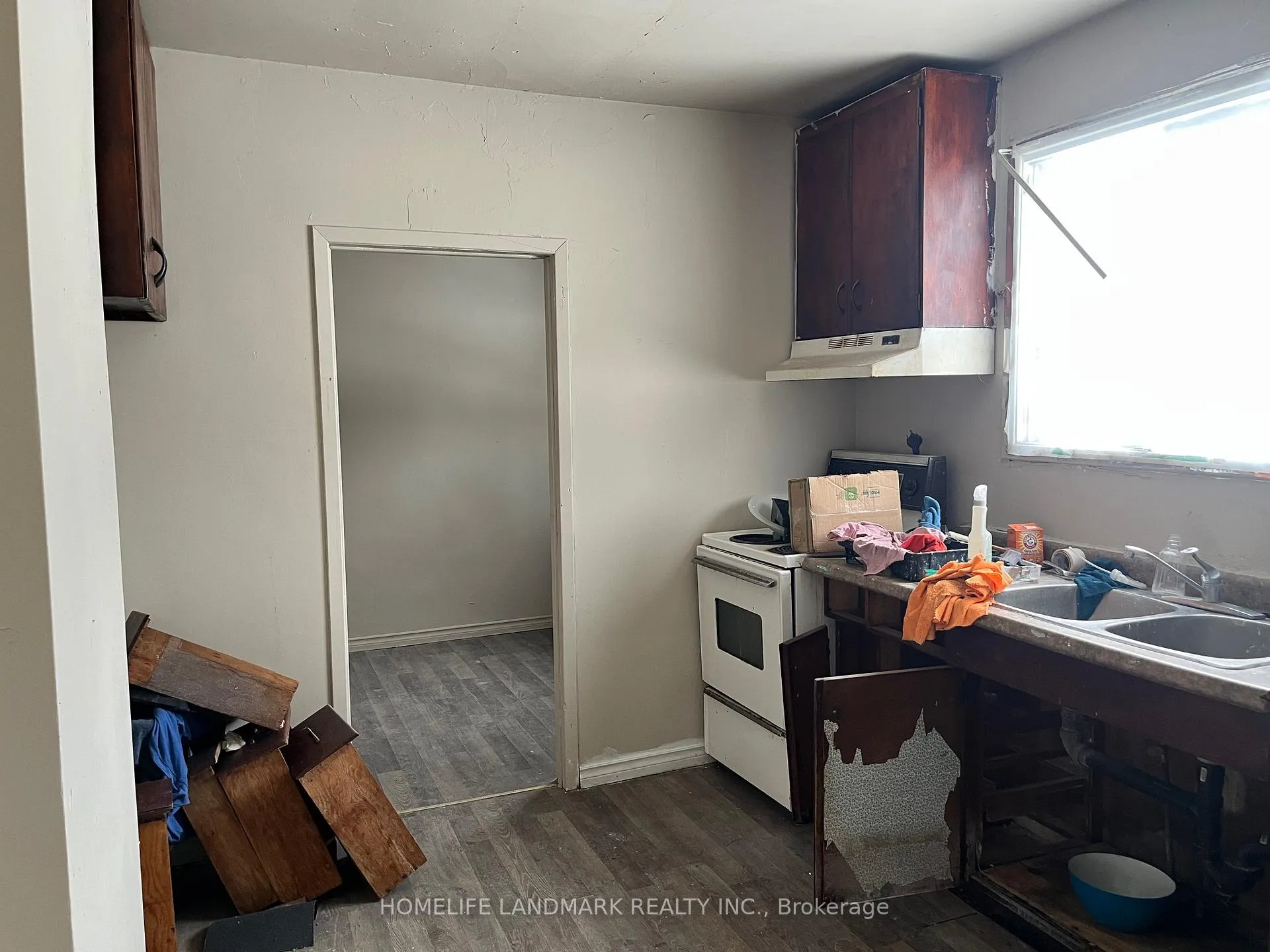 Photo 19 of 20 Cherry Street, Kitchener — HOMEH