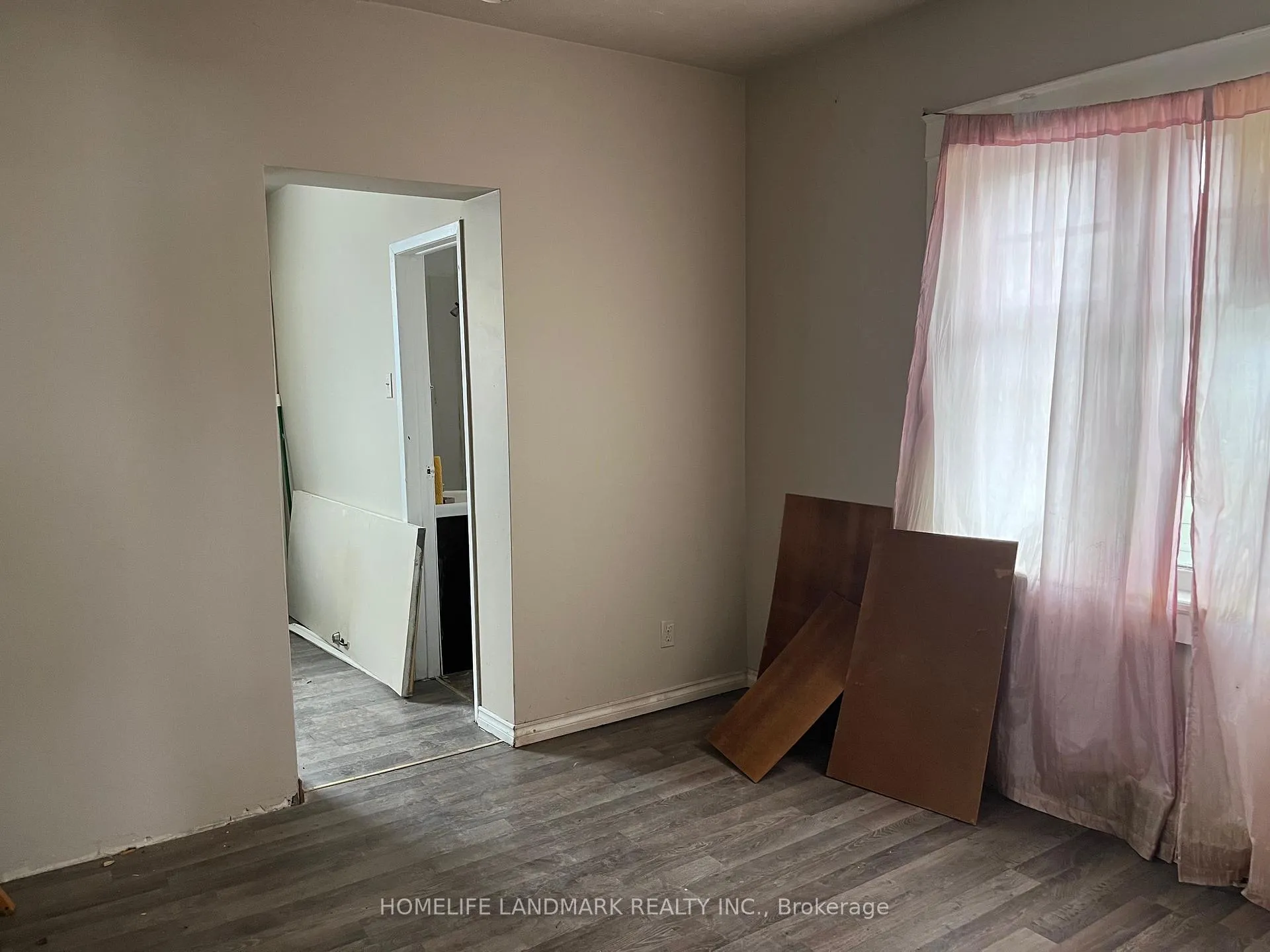 Photo 21 of 20 Cherry Street, Kitchener — HOMEH