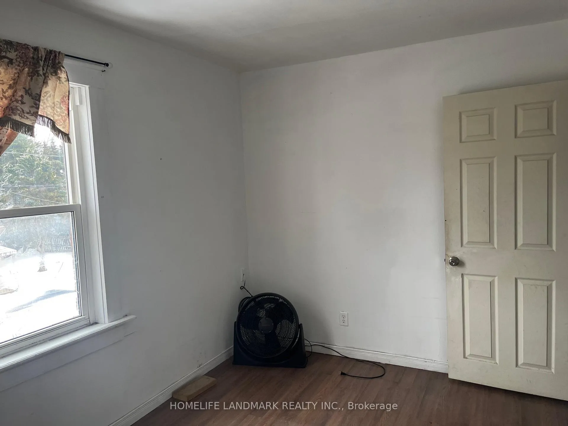 Photo 26 of 20 Cherry Street, Kitchener — HOMEH