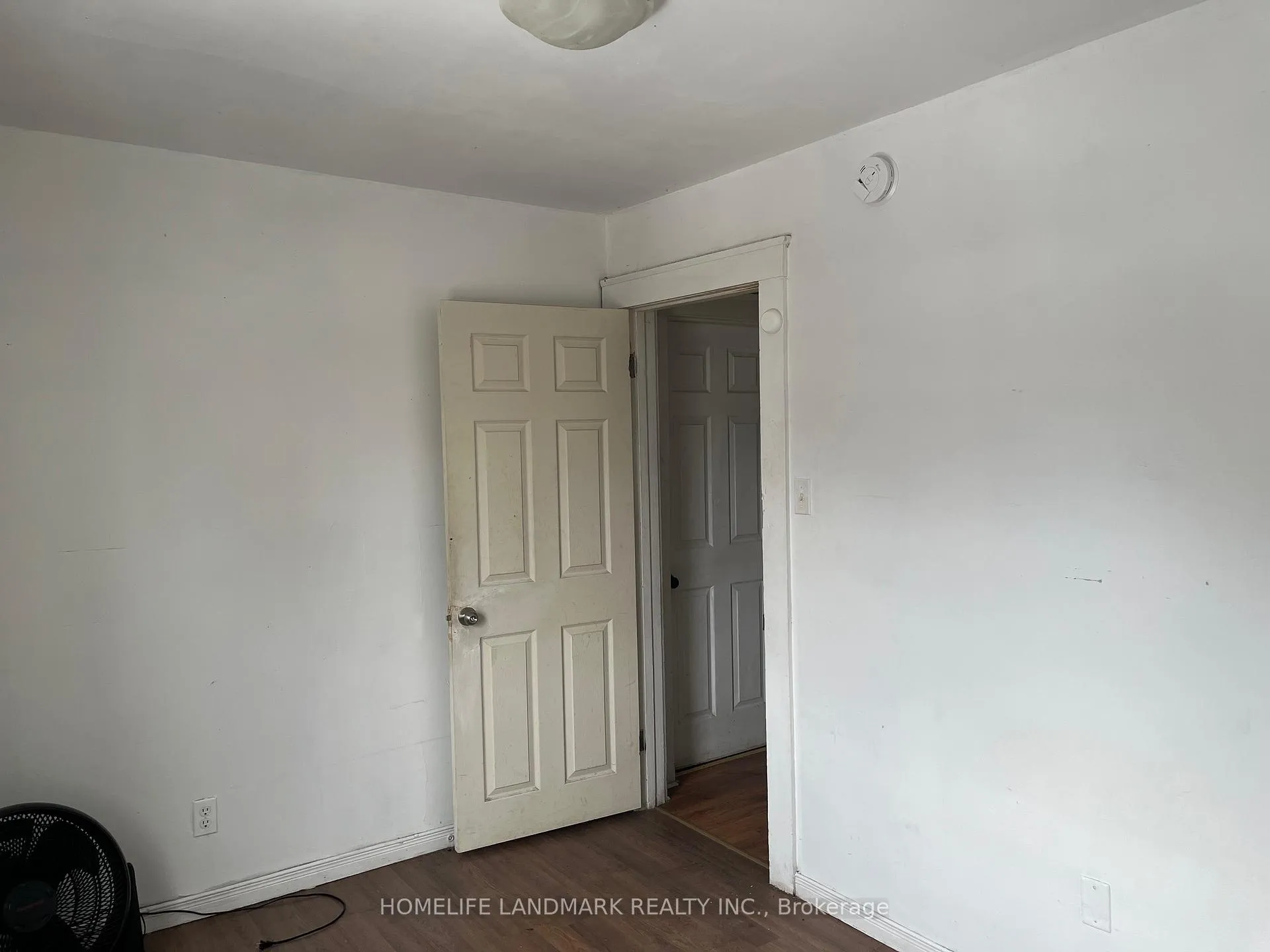 Photo 27 of 20 Cherry Street, Kitchener — HOMEH