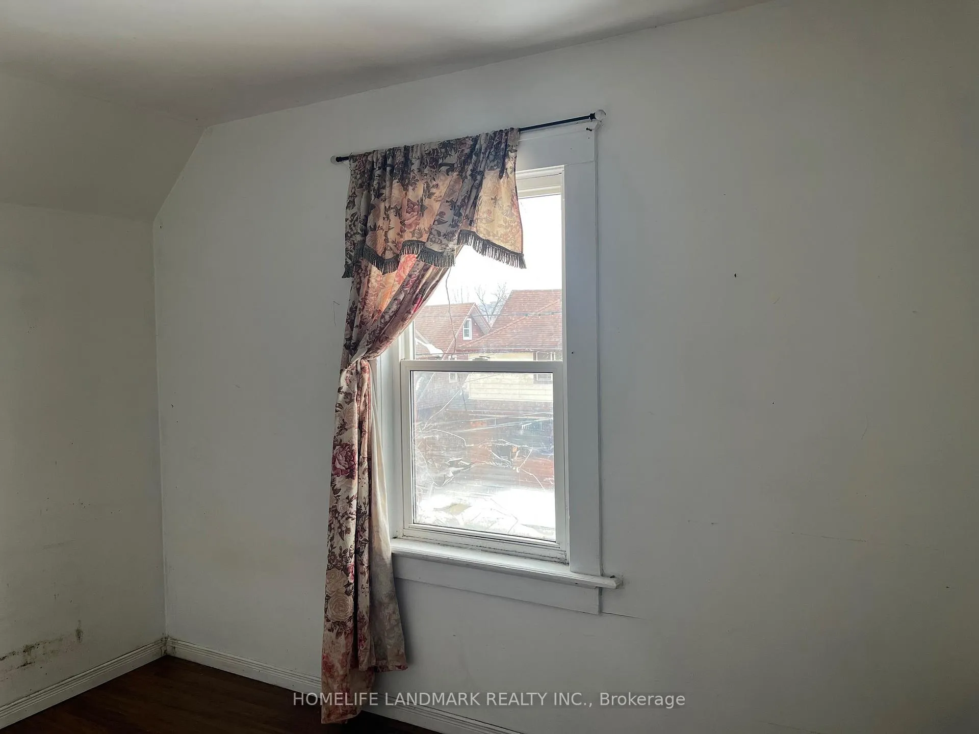 Photo 28 of 20 Cherry Street, Kitchener — HOMEH