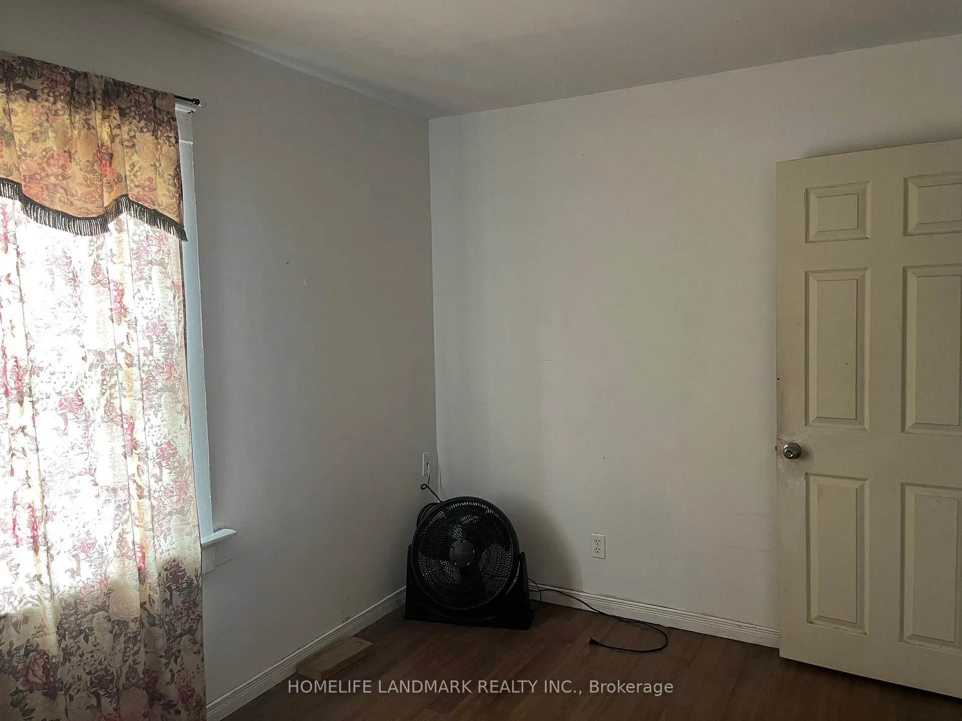 Photo 29 of 20 Cherry Street, Kitchener — HOMEH