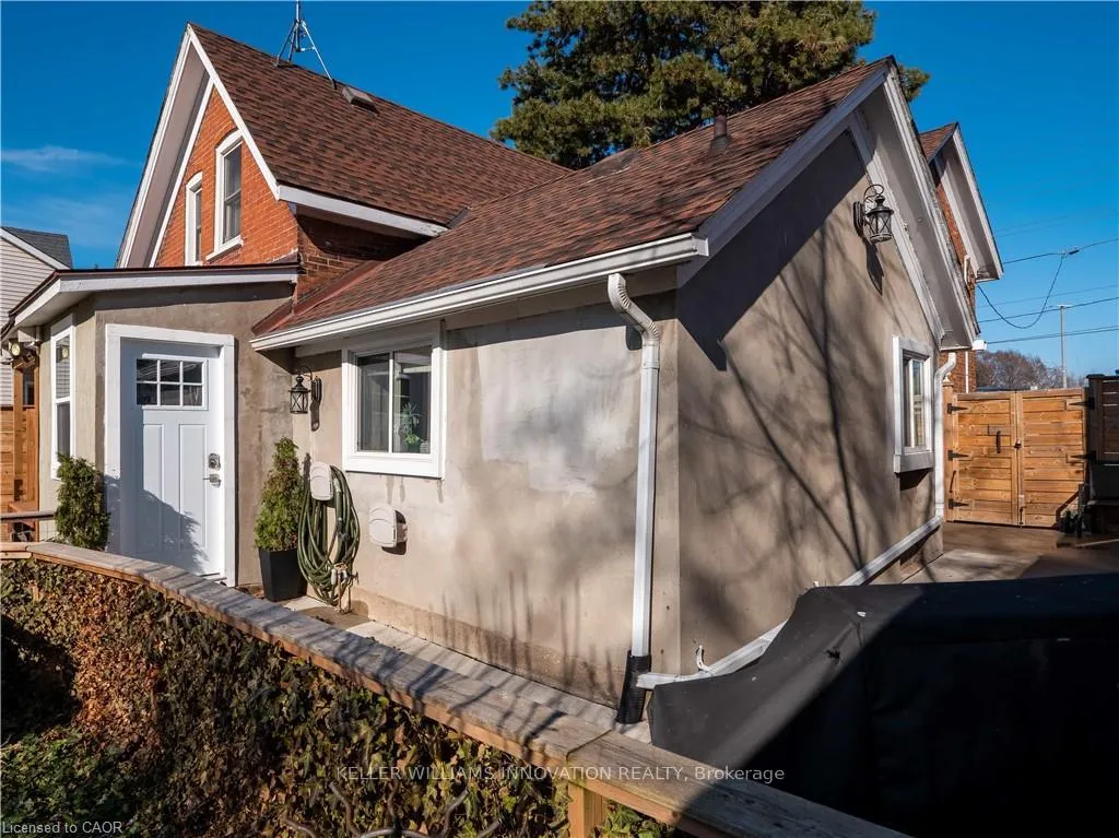 Photo 4 of Unit Upper, 193 Vine Street, St. Catharines, Fairview — HOMEH