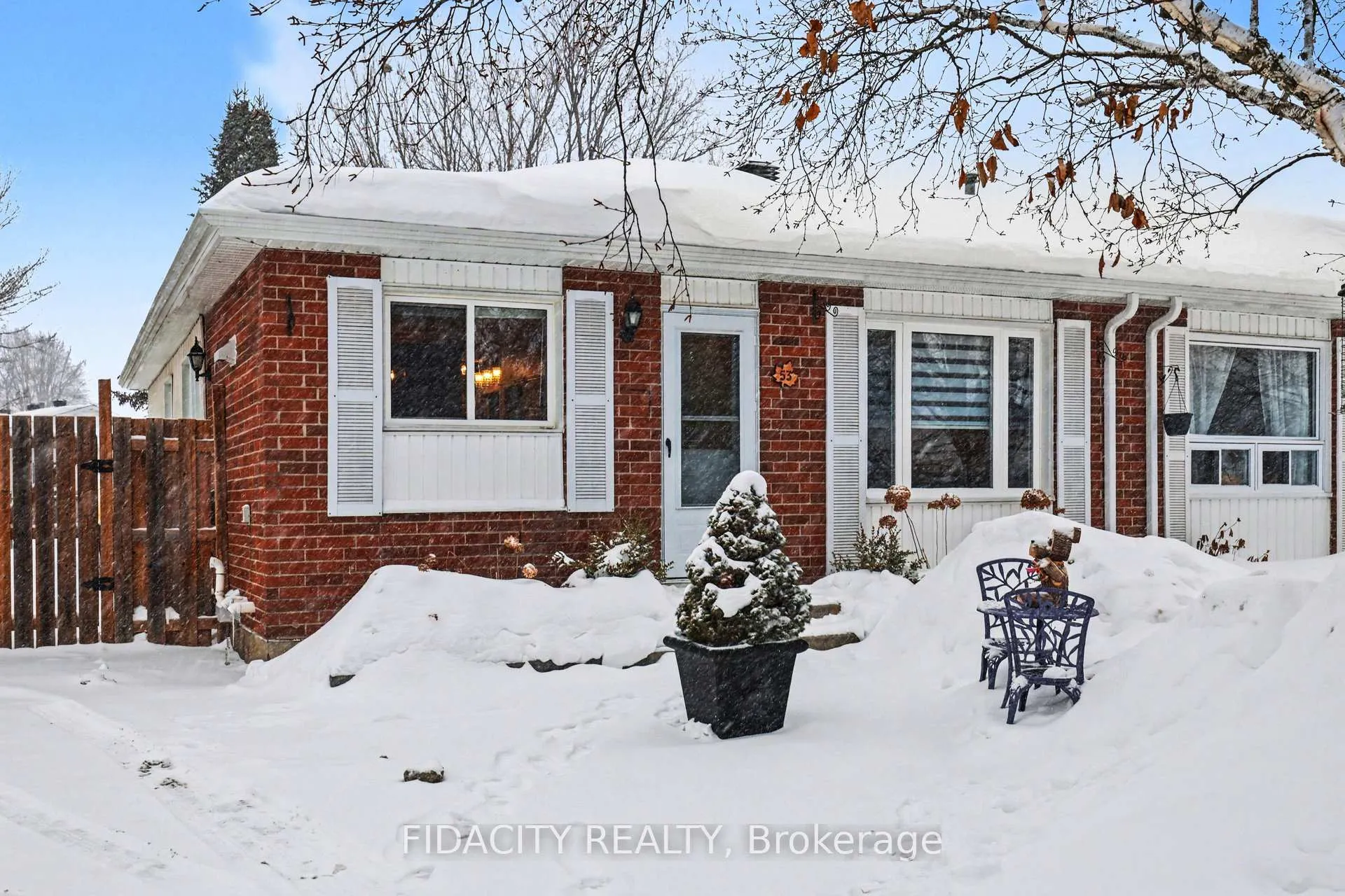 Photo 2 of 53 Morton Drive, Ottawa, Kanata - Glencairn/Hazeldean — HOMEH