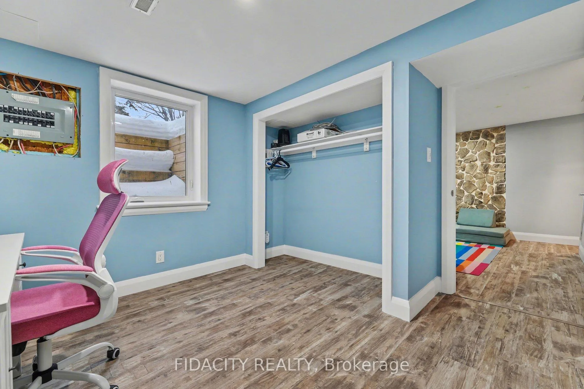 Photo 25 of 53 Morton Drive, Ottawa, Kanata - Glencairn/Hazeldean — HOMEH