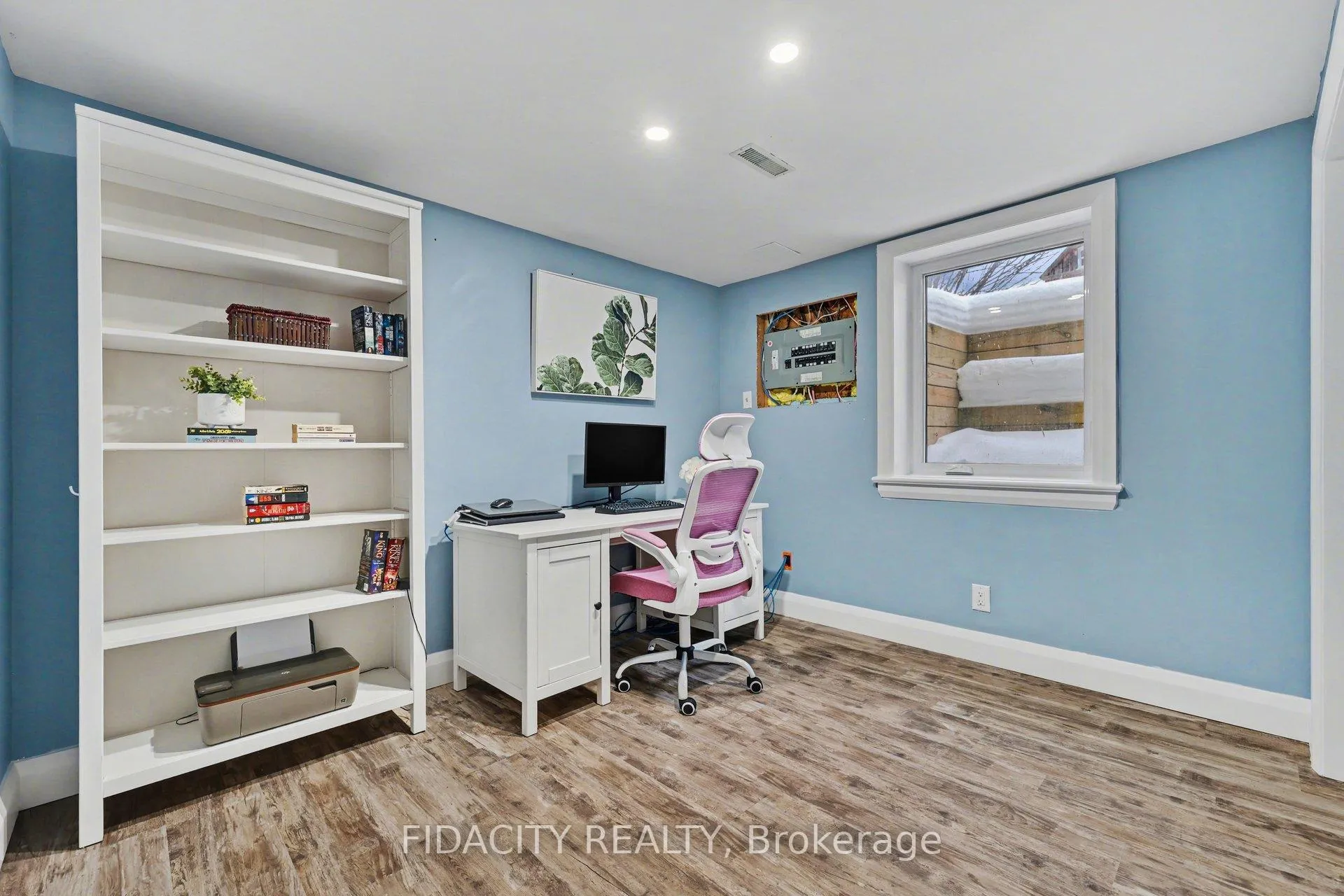 Photo 26 of 53 Morton Drive, Ottawa, Kanata - Glencairn/Hazeldean — HOMEH