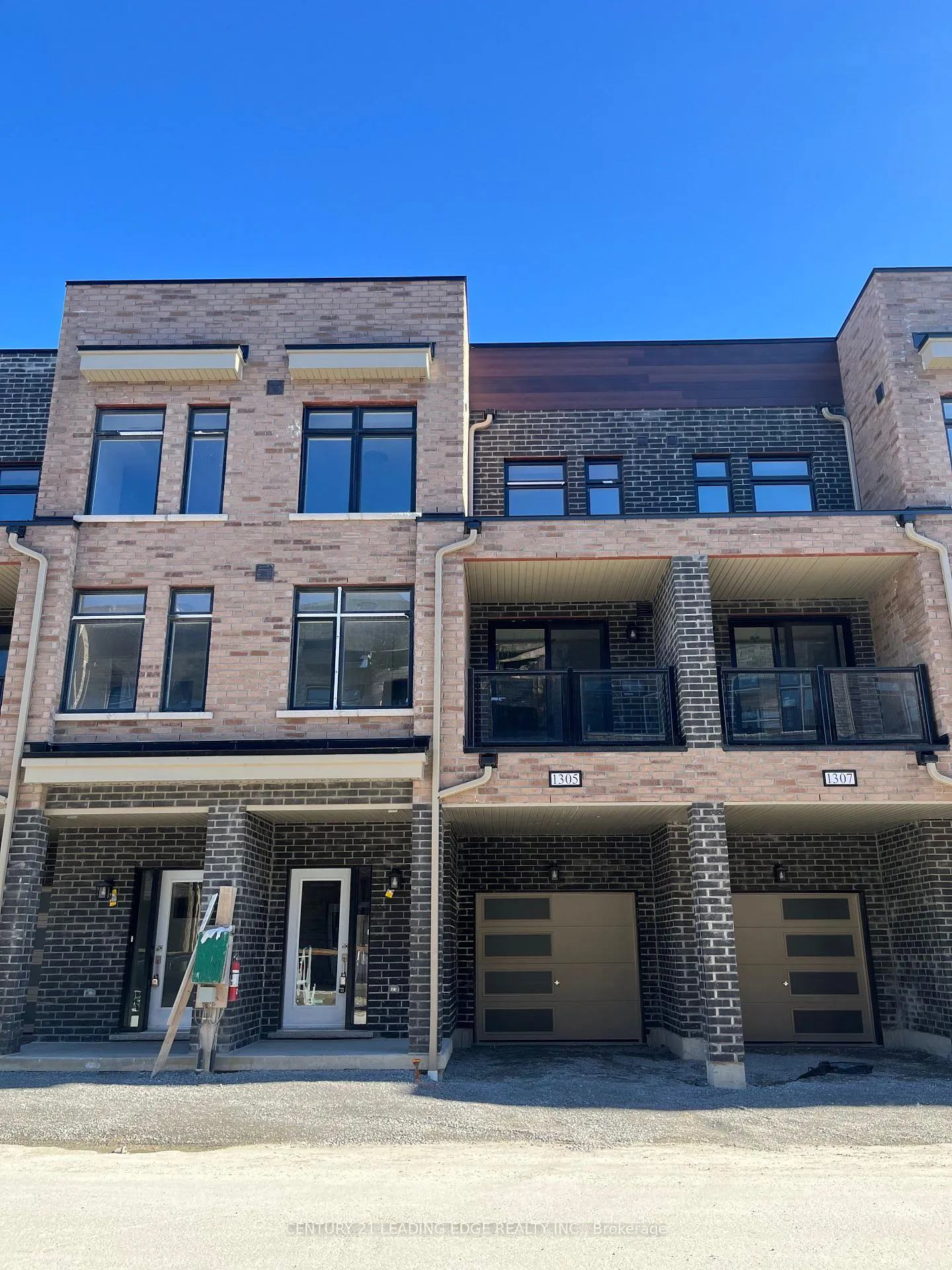 Photo 2 of Unit 1305, 1865 Pickering Parkway, Pickering, Village East — HOMEH