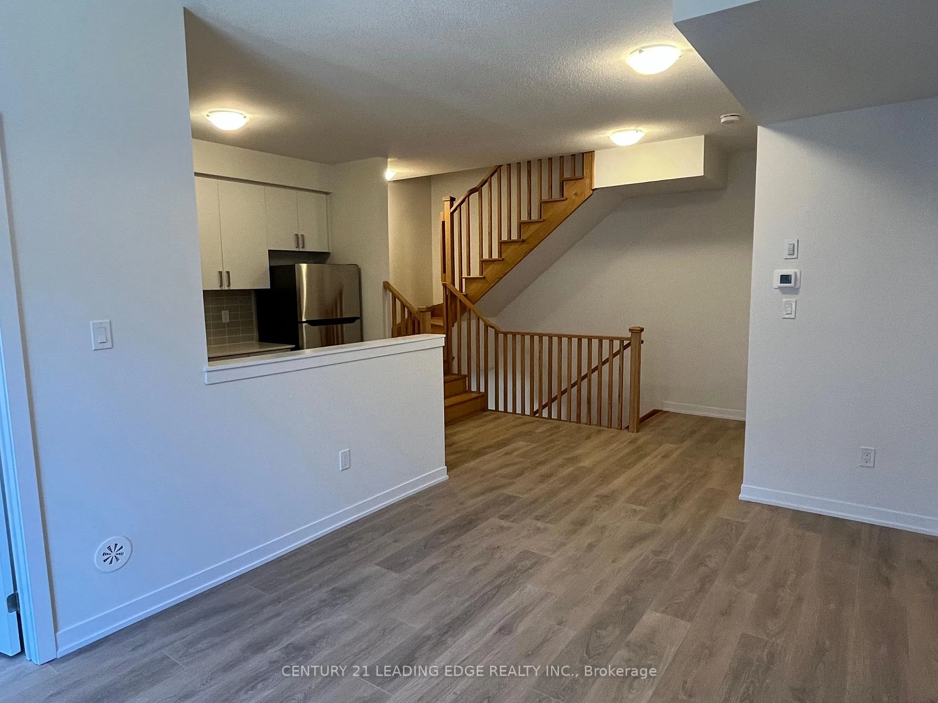 Photo 4 of Unit 1305, 1865 Pickering Parkway, Pickering, Village East — HOMEH