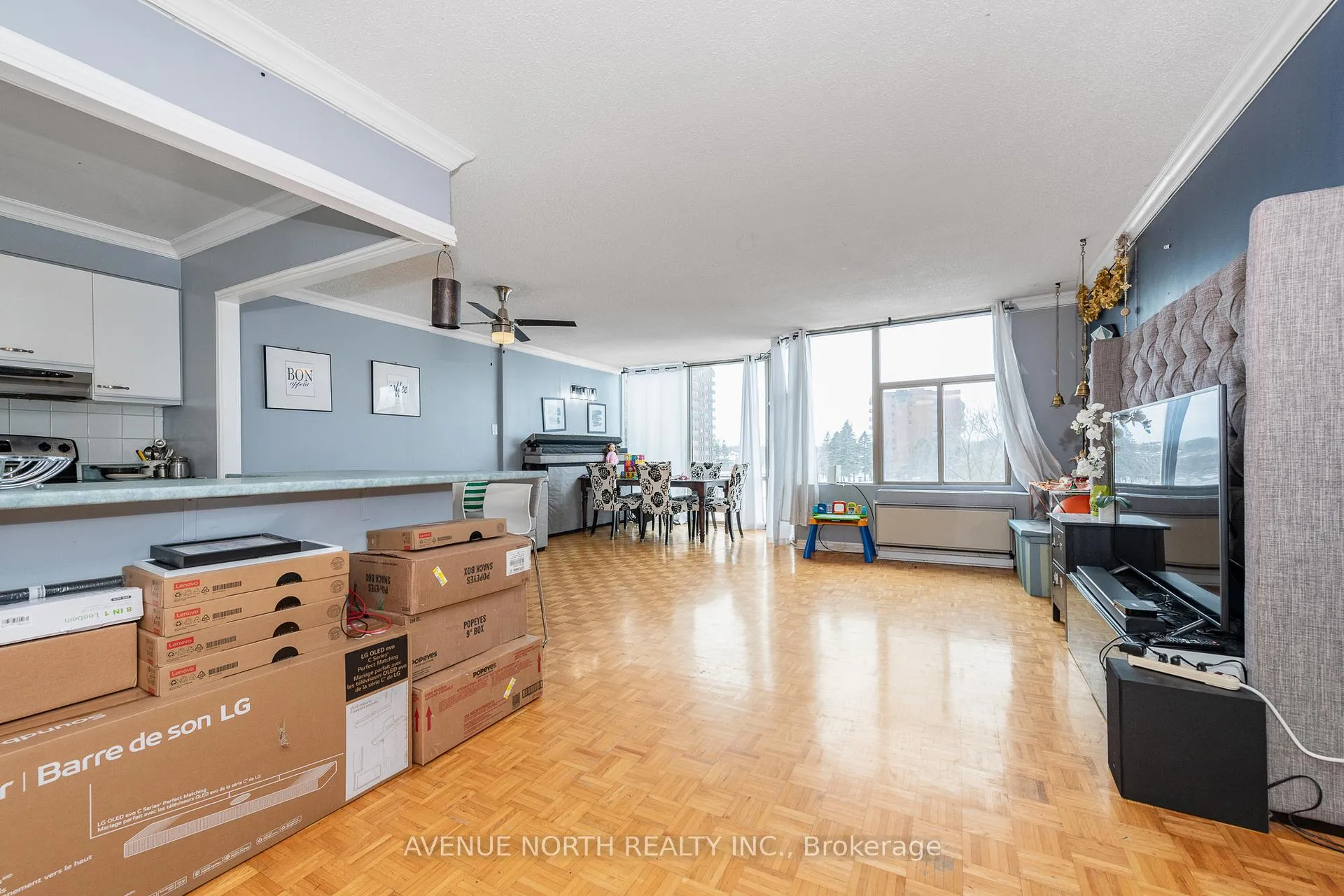 Photo 13 of Unit 308, 2759 Carousel Crescent, Ottawa, Emerald Woods/Sawmill Creek — HOMEH