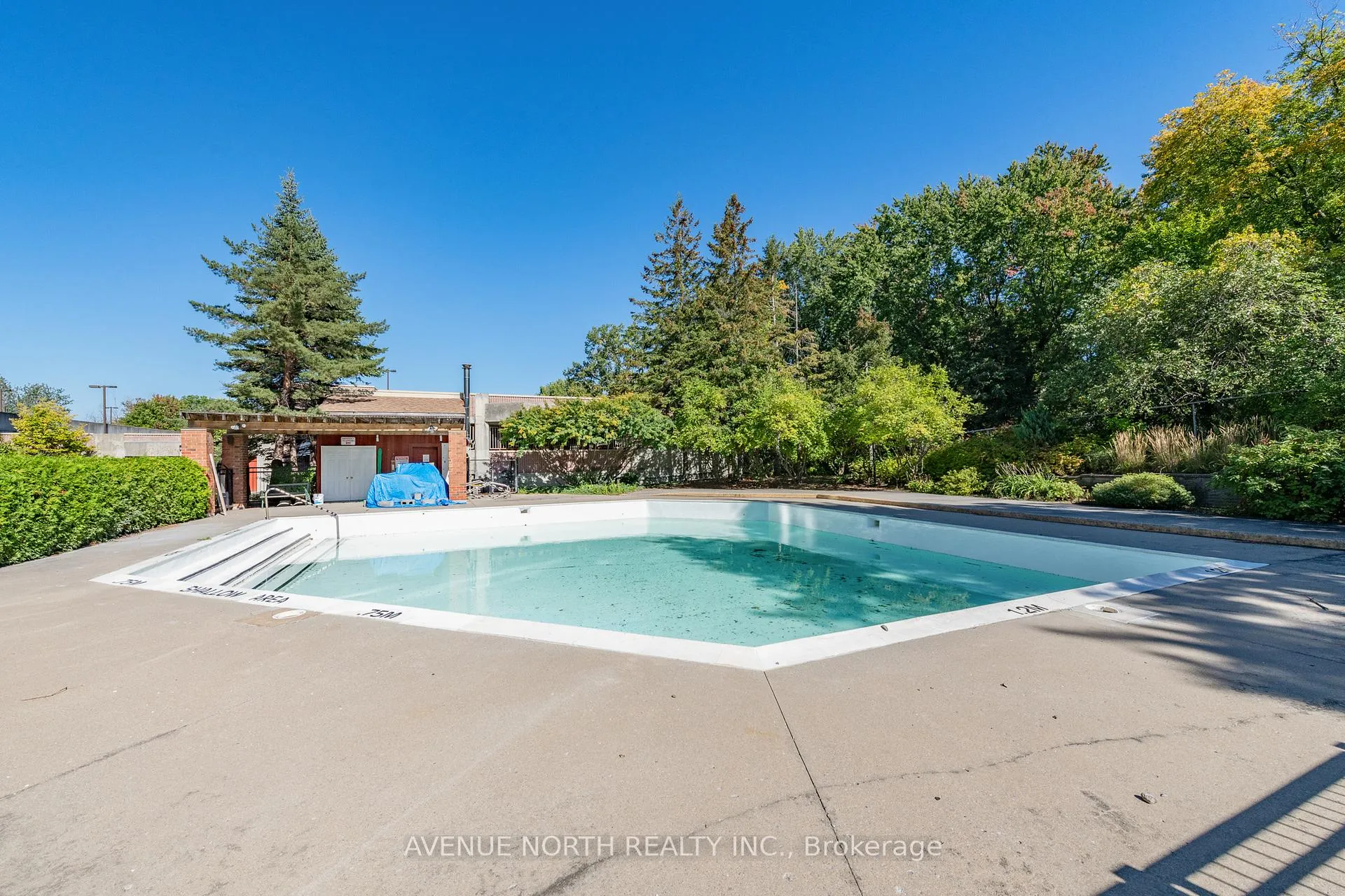 Photo 38 of Unit 308, 2759 Carousel Crescent, Ottawa, Emerald Woods/Sawmill Creek — HOMEH