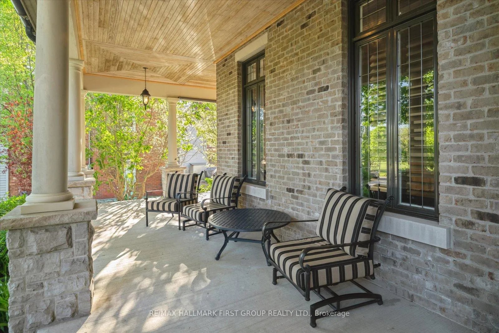 Photo 3 of 134 Front Street E, Whitby, Port Whitby — HOMEH