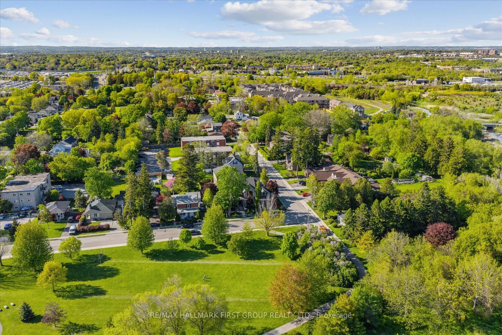 Photo 40 of 134 Front Street E, Whitby, Port Whitby — HOMEH