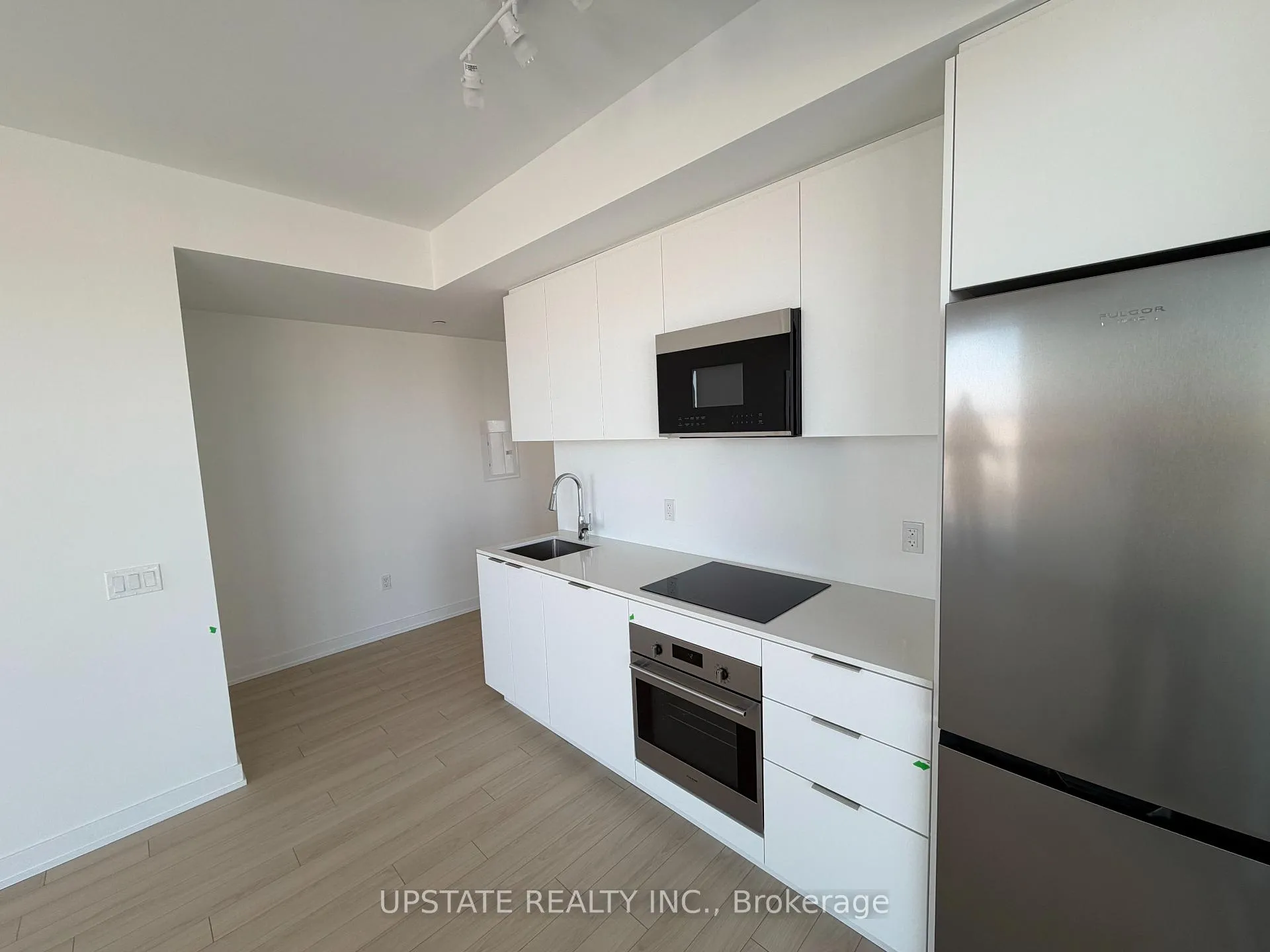 Photo 5 of Unit 1409, 15 Skyridge Drive, Brampton, Bram East — HOMEH