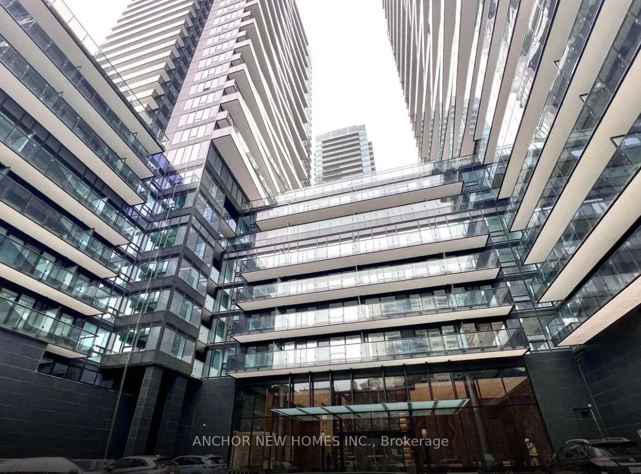 Photo 2 of Unit 2004S, 127 Broadway Avenue, Toronto, Mount Pleasant West — HOMEH