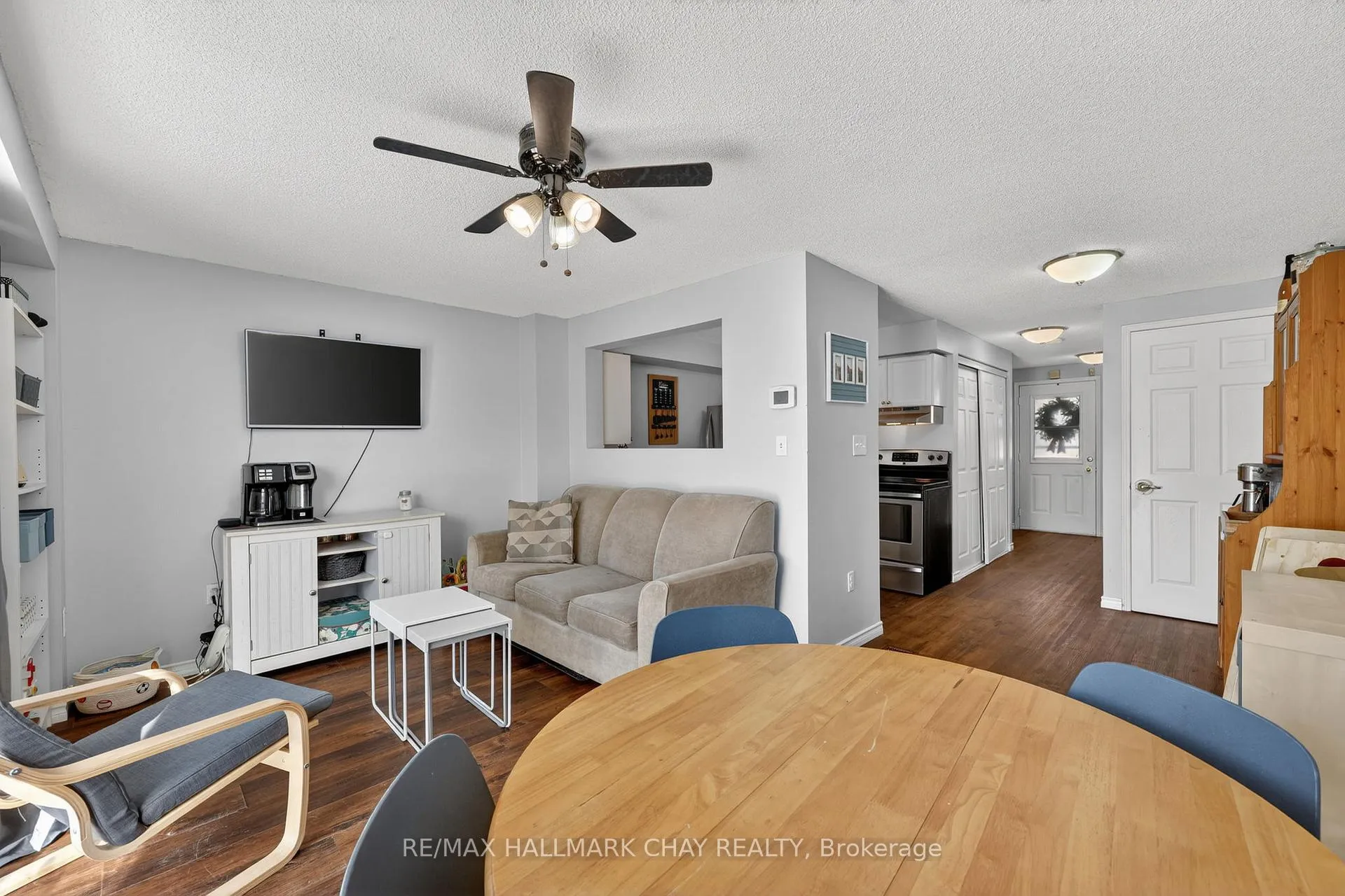 Photo 8 of 8 Lee Crescent, Barrie, Holly — HOMEH