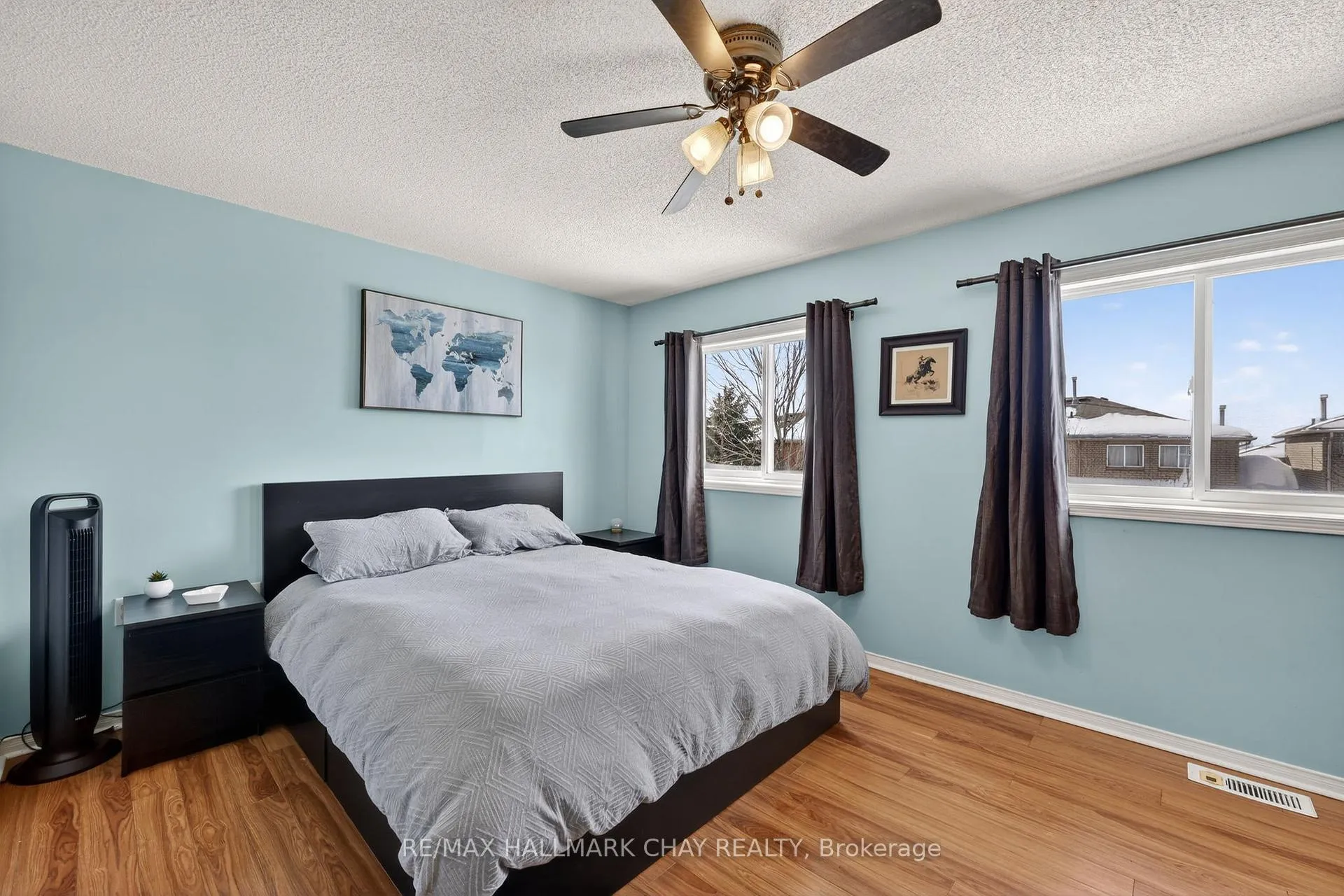 Photo 11 of 8 Lee Crescent, Barrie, Holly — HOMEH