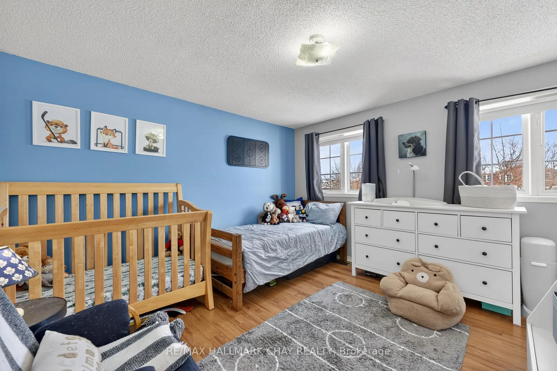 Photo 12 of 8 Lee Crescent, Barrie, Holly — HOMEH