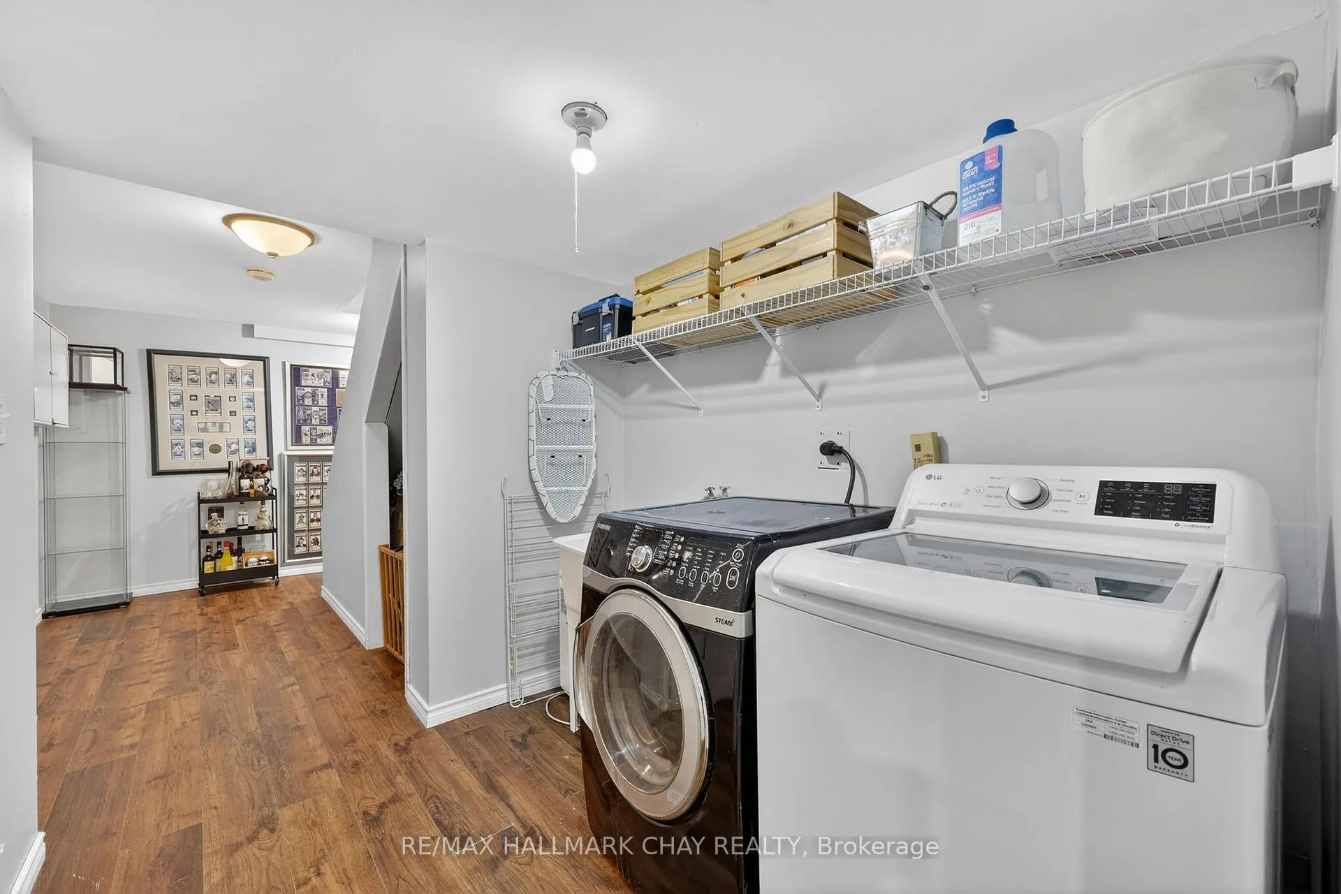 Photo 16 of 8 Lee Crescent, Barrie, Holly — HOMEH