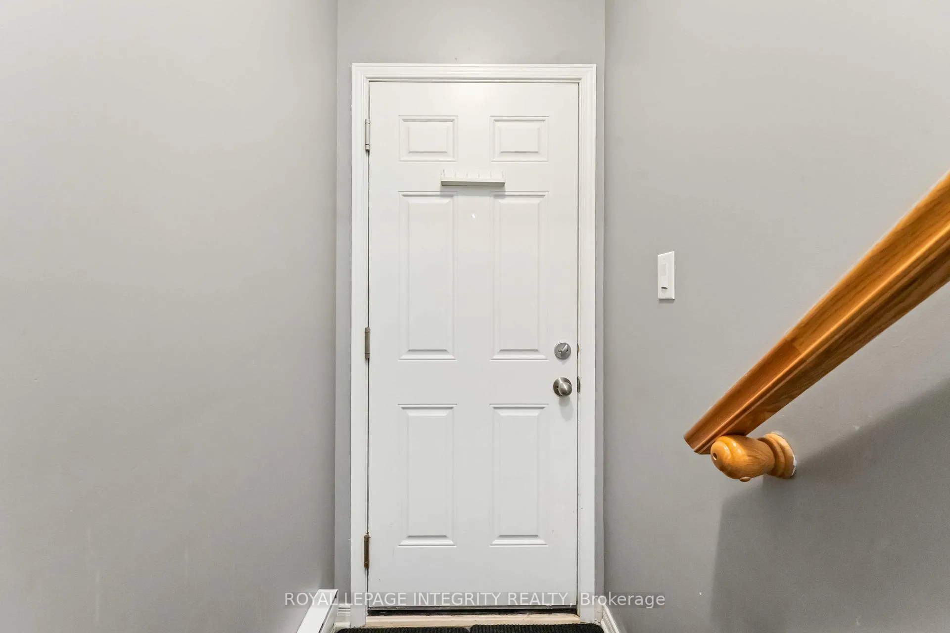 Photo 4 of 230 Shanly Private, Ottawa, Barrhaven - Stonebridge — HOMEH