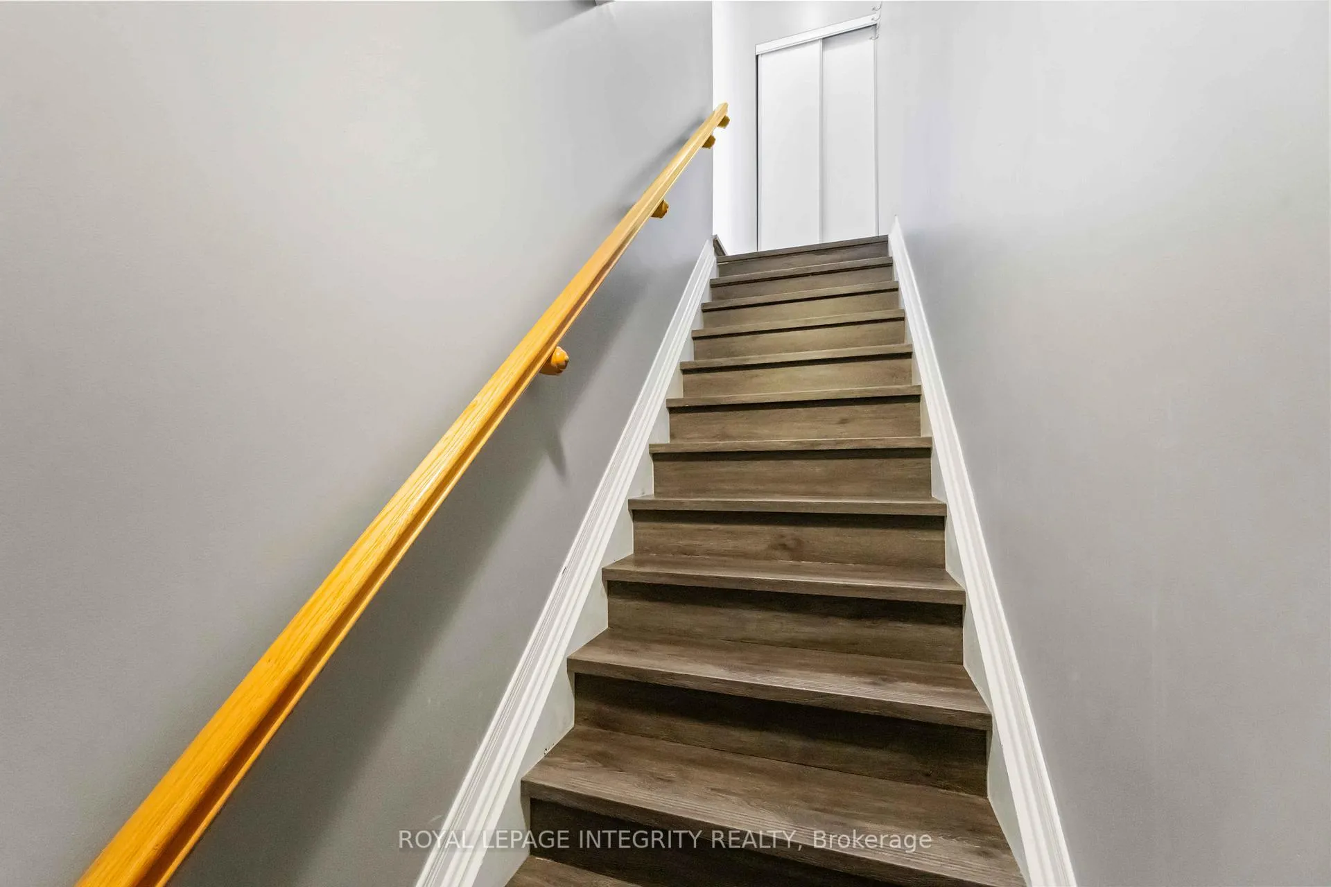 Photo 5 of 230 Shanly Private, Ottawa, Barrhaven - Stonebridge — HOMEH