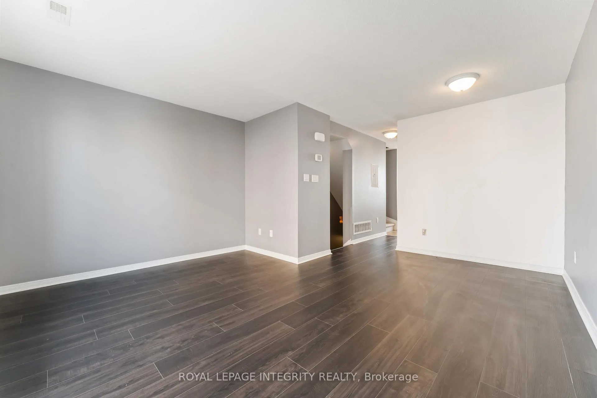 Photo 9 of 230 Shanly Private, Ottawa, Barrhaven - Stonebridge — HOMEH