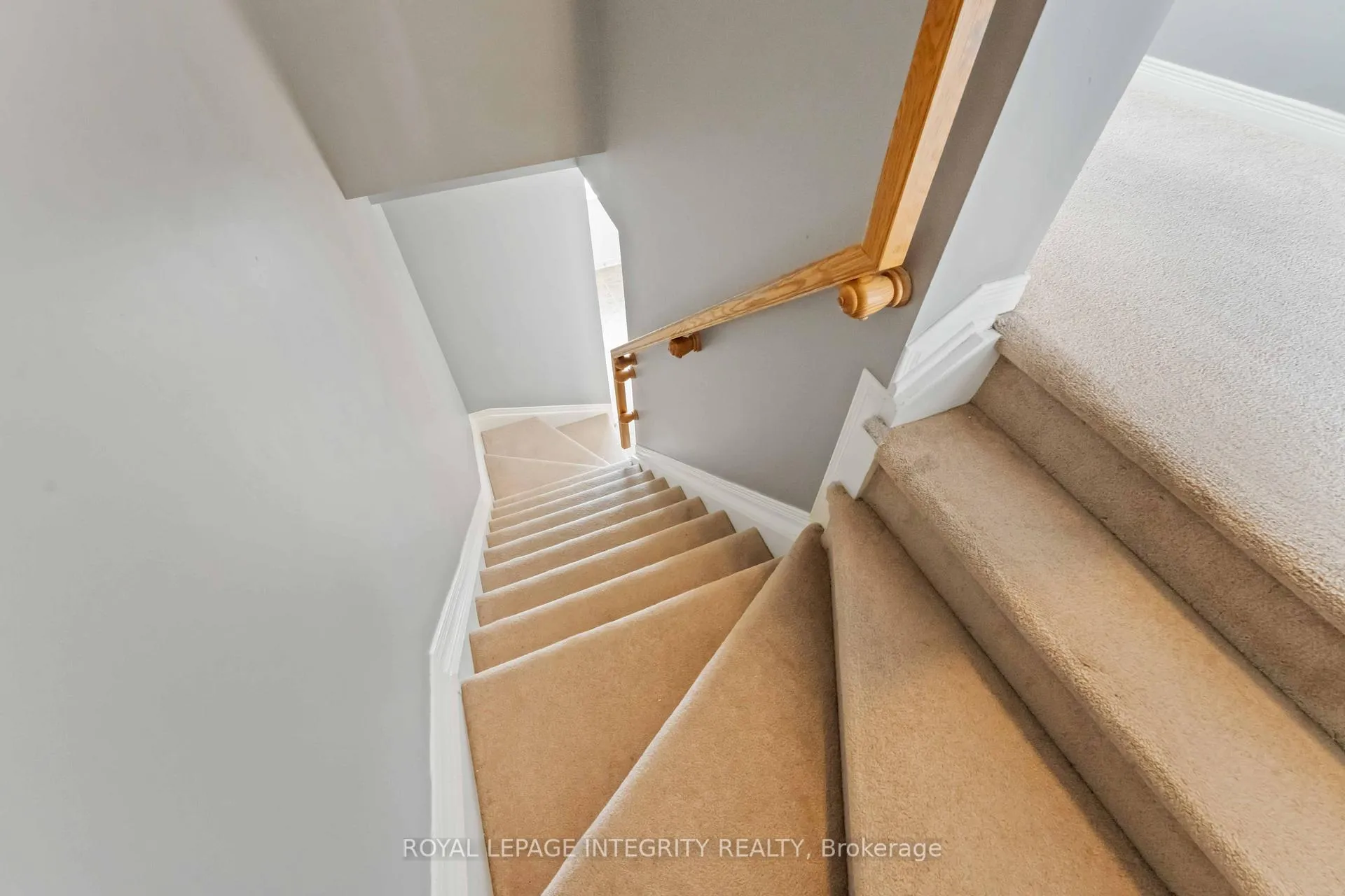 Photo 18 of 230 Shanly Private, Ottawa, Barrhaven - Stonebridge — HOMEH