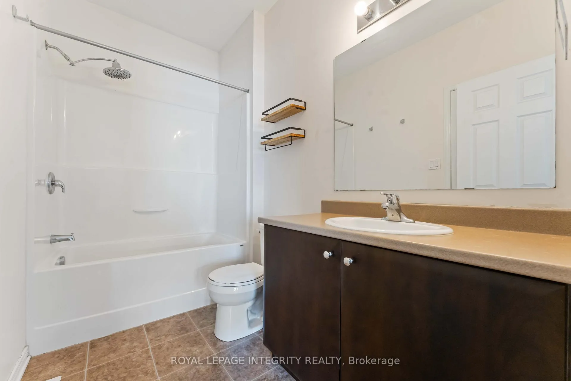 Photo 23 of 230 Shanly Private, Ottawa, Barrhaven - Stonebridge — HOMEH