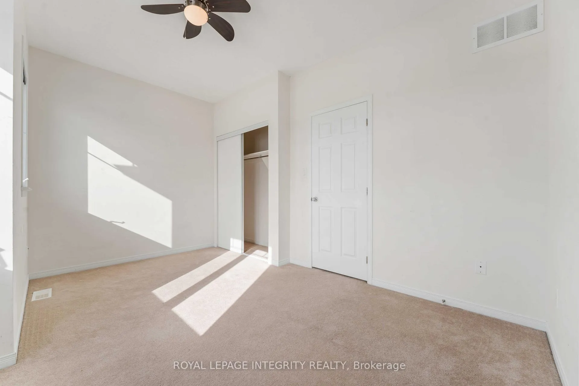 Photo 26 of 230 Shanly Private, Ottawa, Barrhaven - Stonebridge — HOMEH