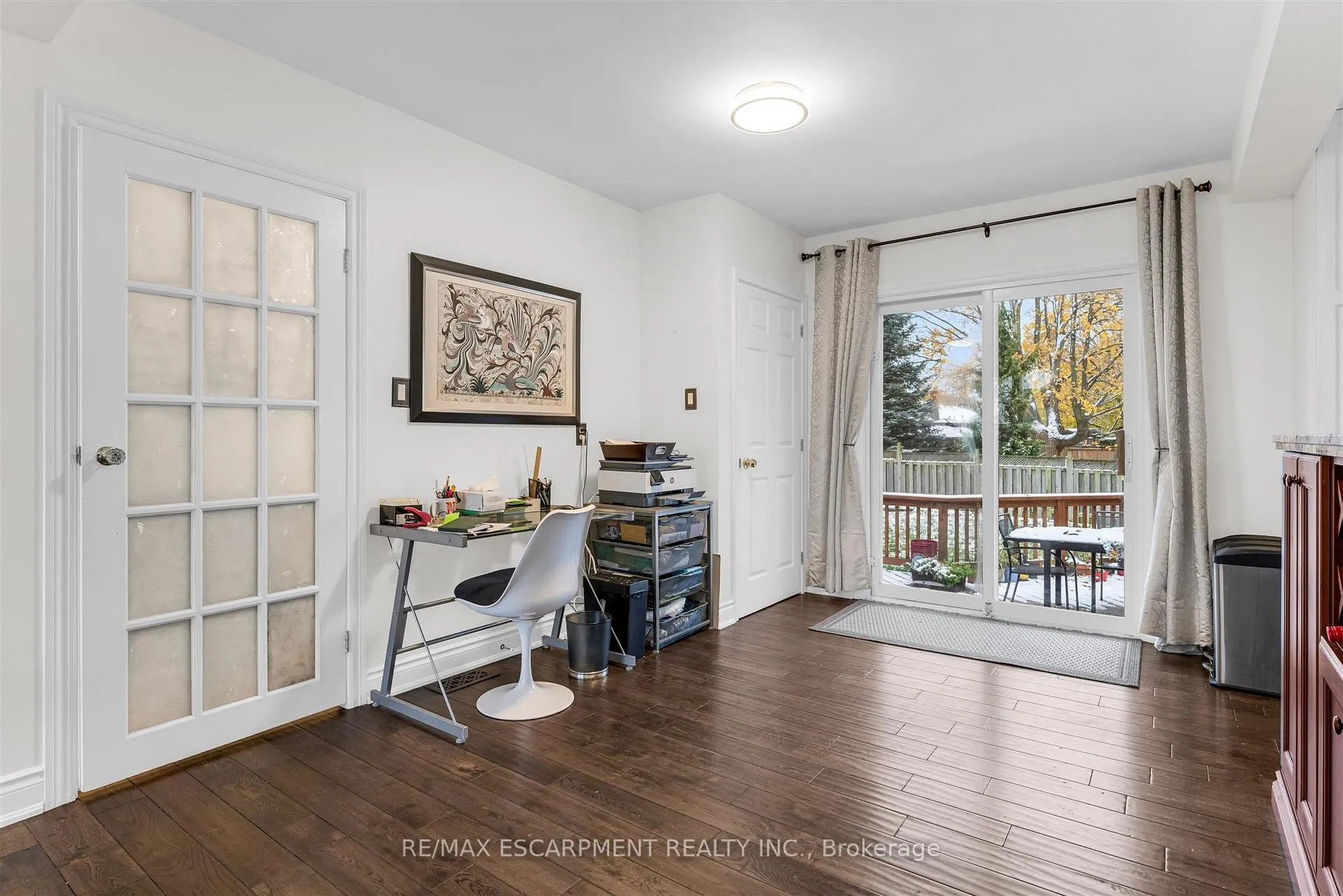 Photo 17 of 21 Lakeside Drive, Grimsby, Grimsby Beach — HOMEH