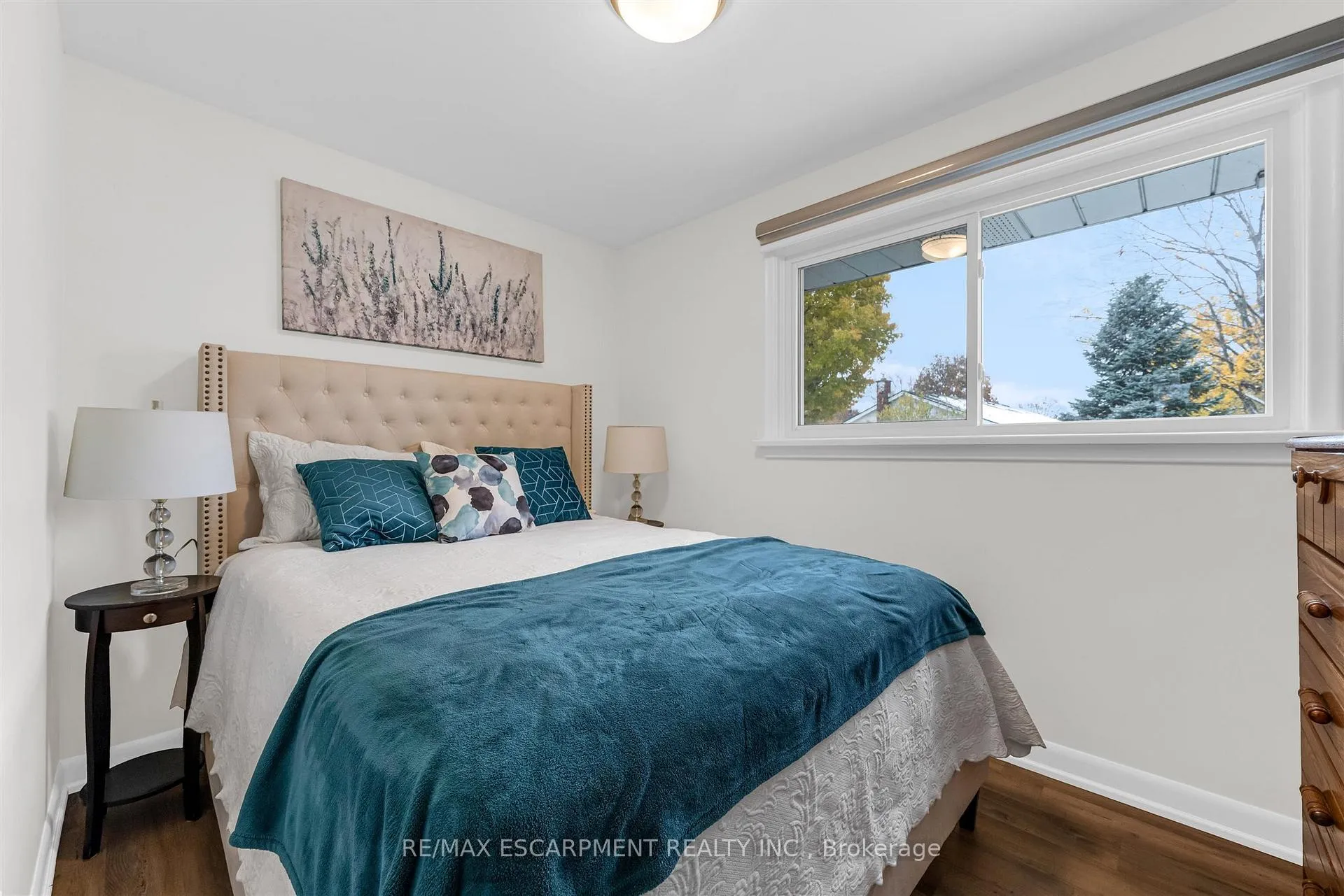 Photo 21 of 21 Lakeside Drive, Grimsby, Grimsby Beach — HOMEH