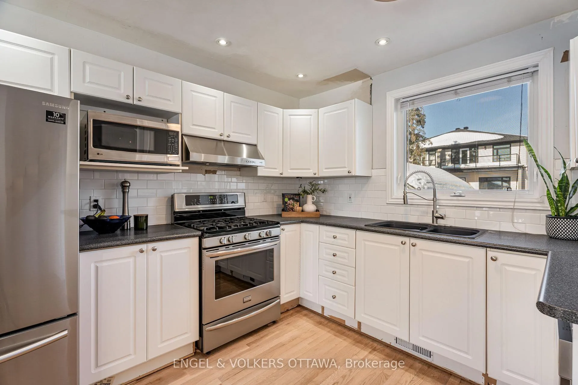 Photo 11 of 99 Glynn Avenue, Ottawa, Overbrook — HOMEH