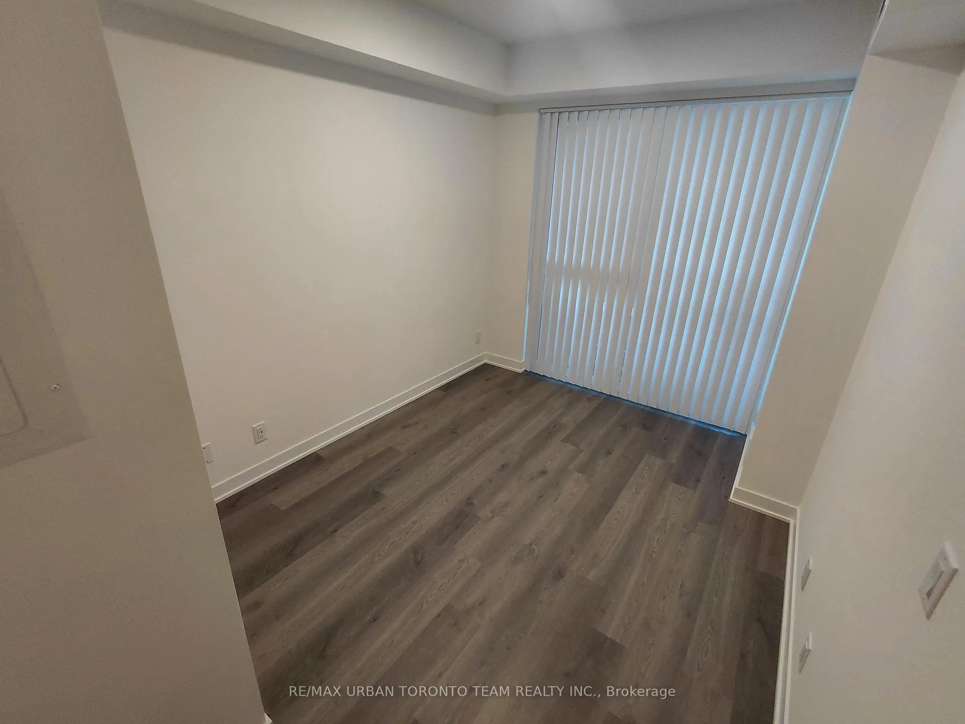 Photo 8 of Unit 702, 180 Front Street E, Toronto, Moss Park — HOMEH
