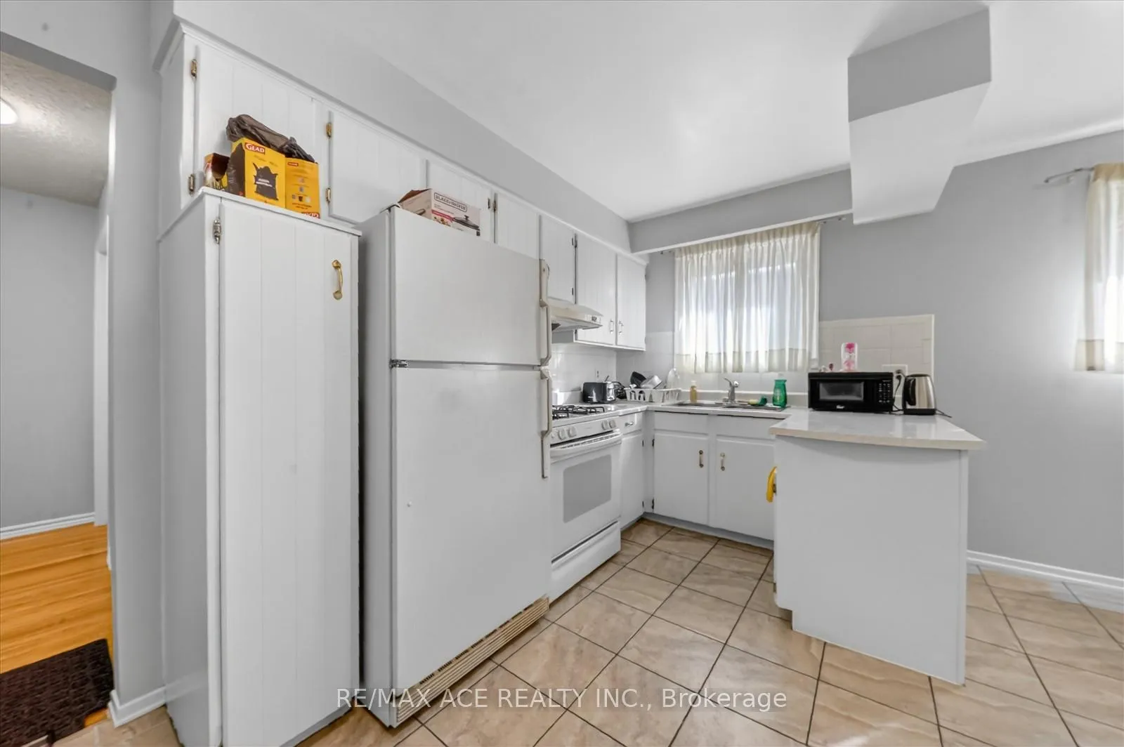 Photo 11 of 83 Ward Avenue, Hamilton, Ainslie Wood — HOMEH