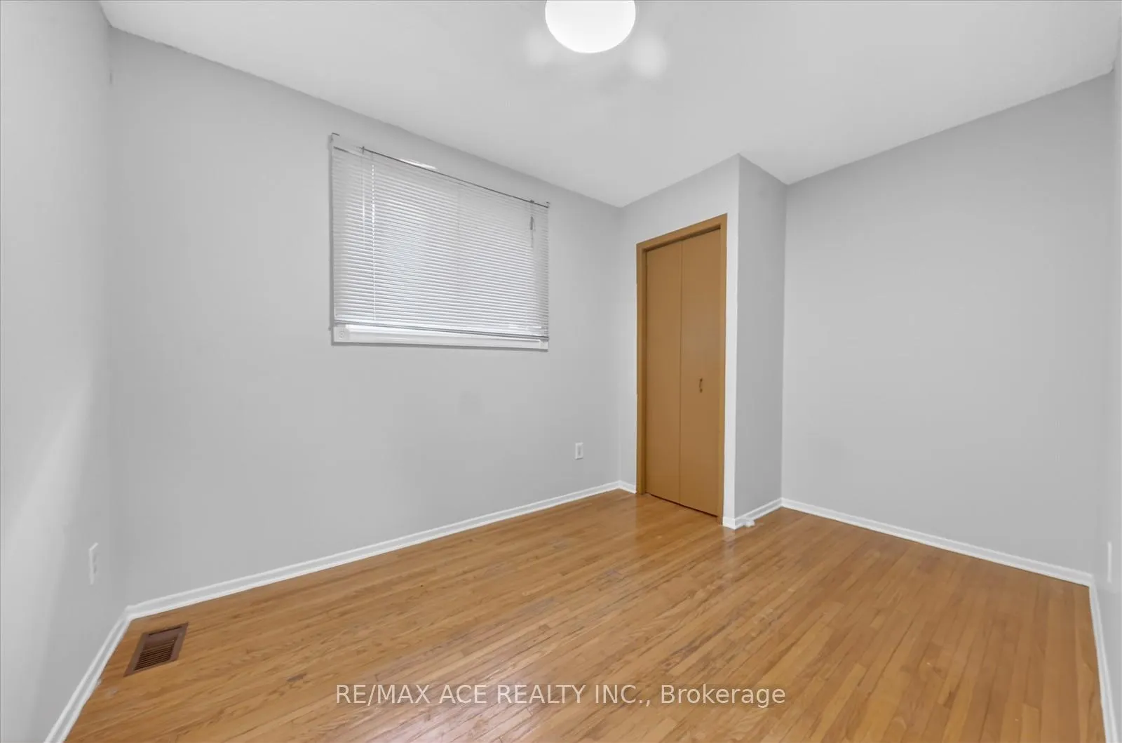Photo 19 of 83 Ward Avenue, Hamilton, Ainslie Wood — HOMEH
