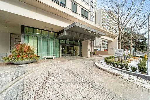 Photo 1 of Unit 1122, 70 Roehampton Avenue, Toronto, Mount Pleasant West — HOMEH
