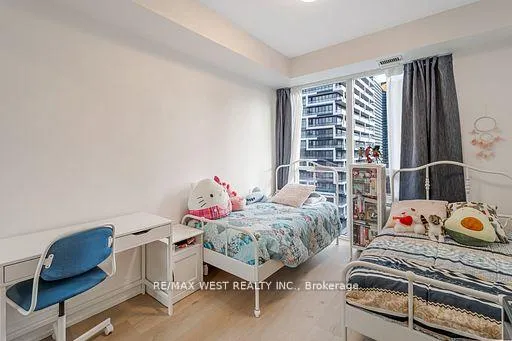 Photo 22 of Unit 1122, 70 Roehampton Avenue, Toronto, Mount Pleasant West — HOMEH