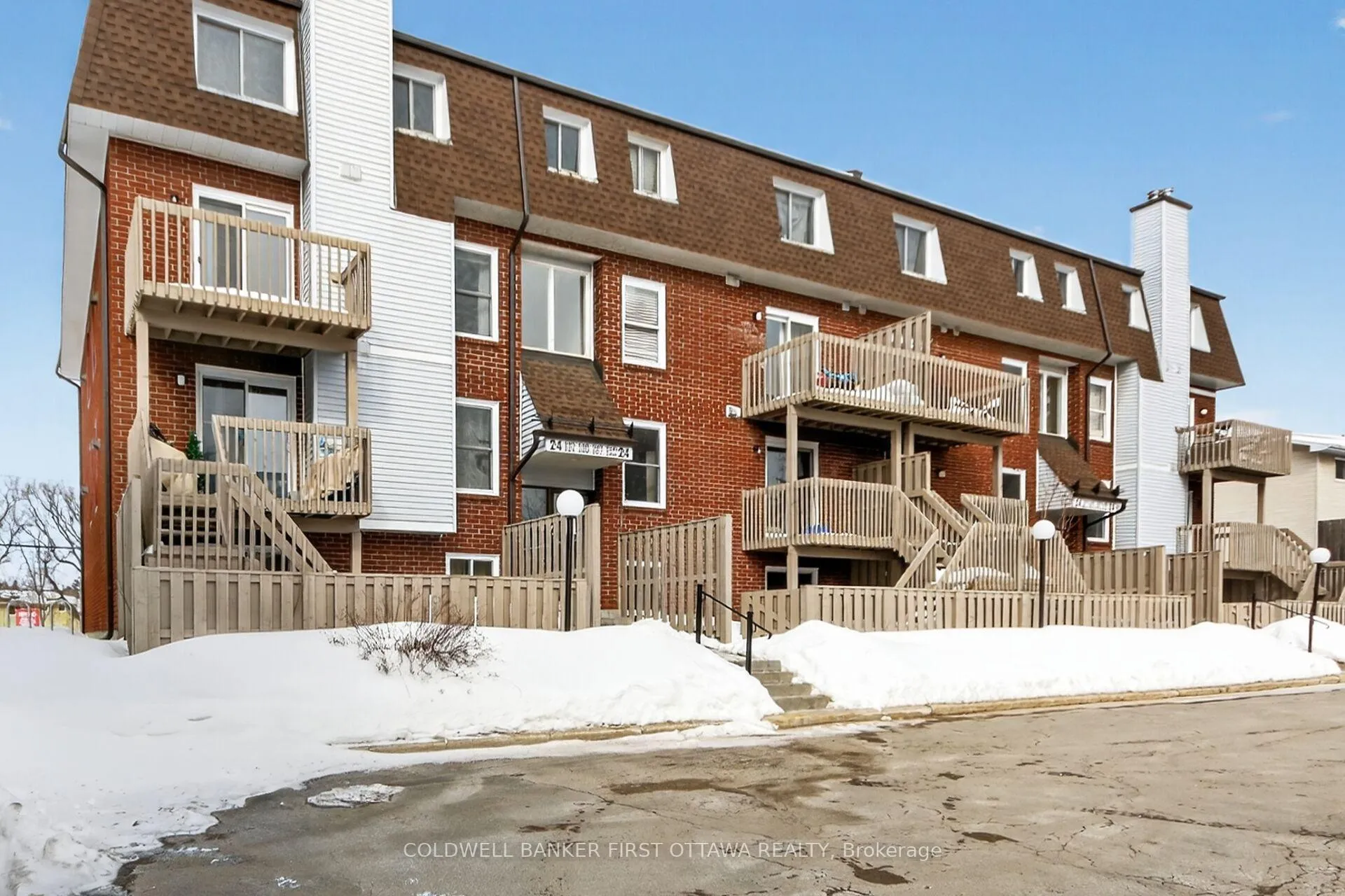 Photo 2 of Unit 208, 24 Town Line W, Carleton Place — HOMEH