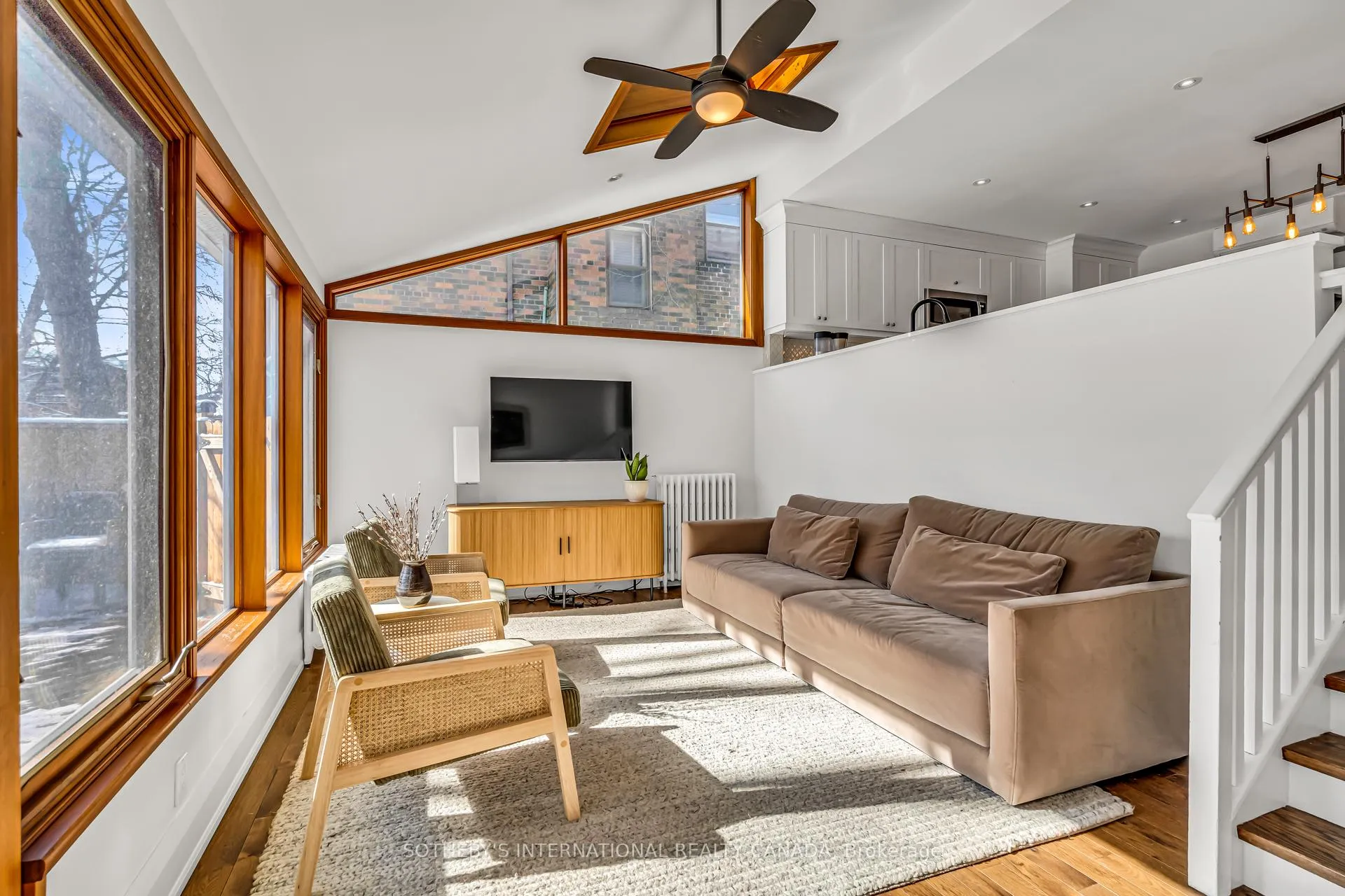 Photo 20 of 15 Avion Avenue, Toronto, The Beaches — HOMEH