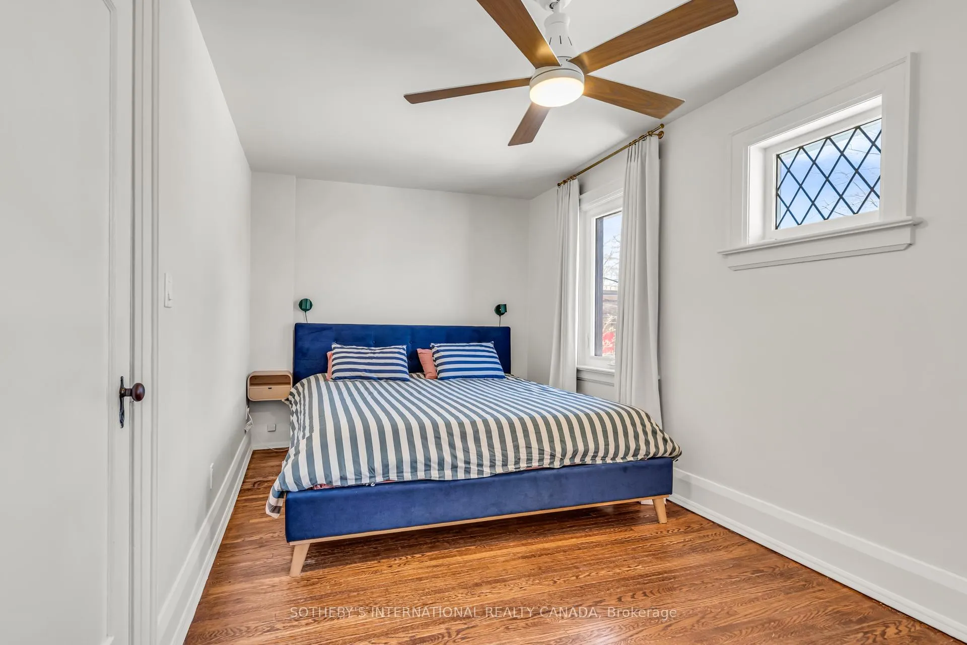 Photo 25 of 15 Avion Avenue, Toronto, The Beaches — HOMEH
