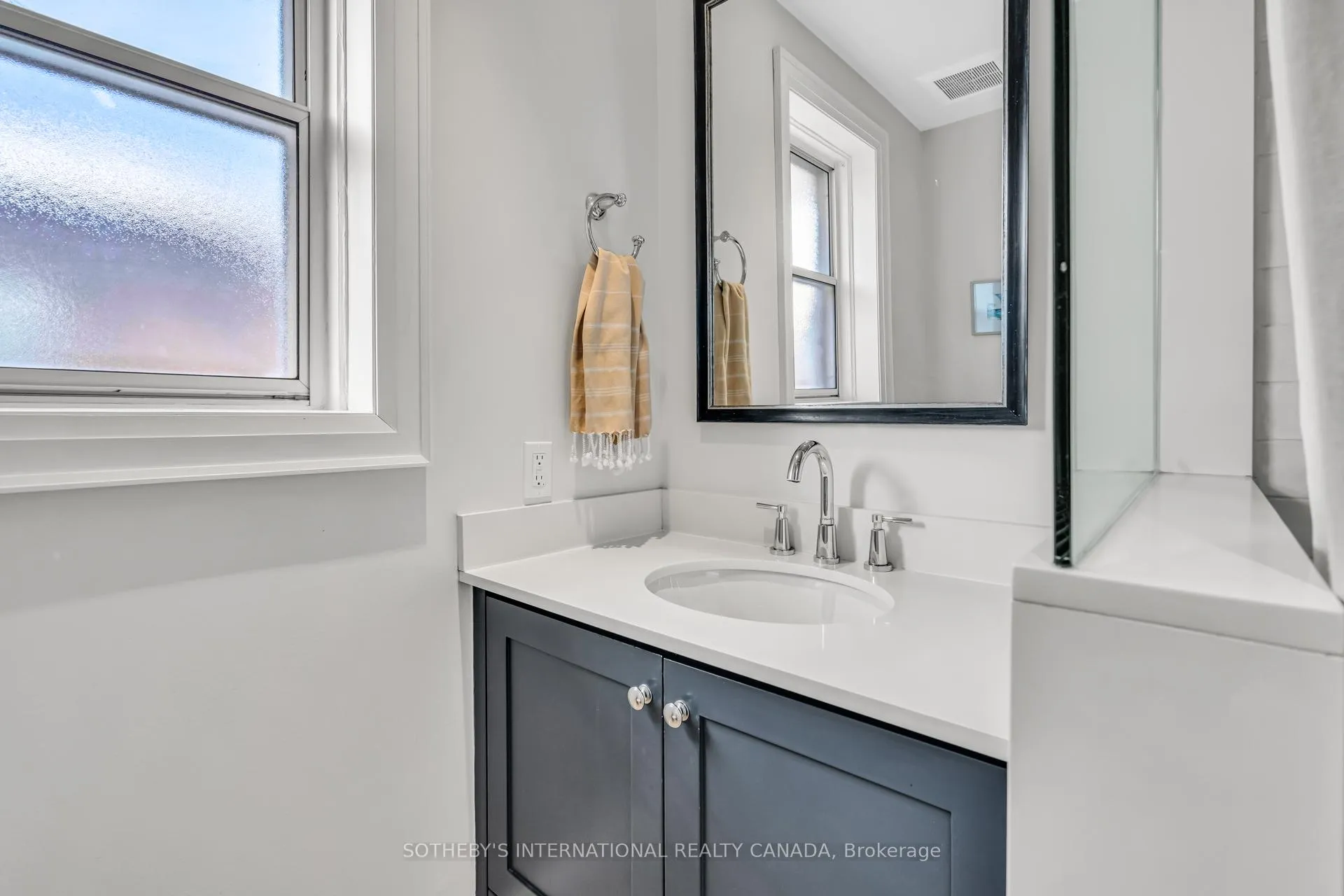 Photo 29 of 15 Avion Avenue, Toronto, The Beaches — HOMEH