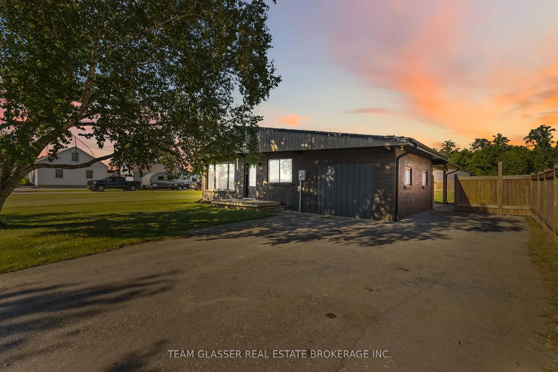Photo 2 of 11241 Imperial Road, Malahide, Rural Malahide — HOMEH