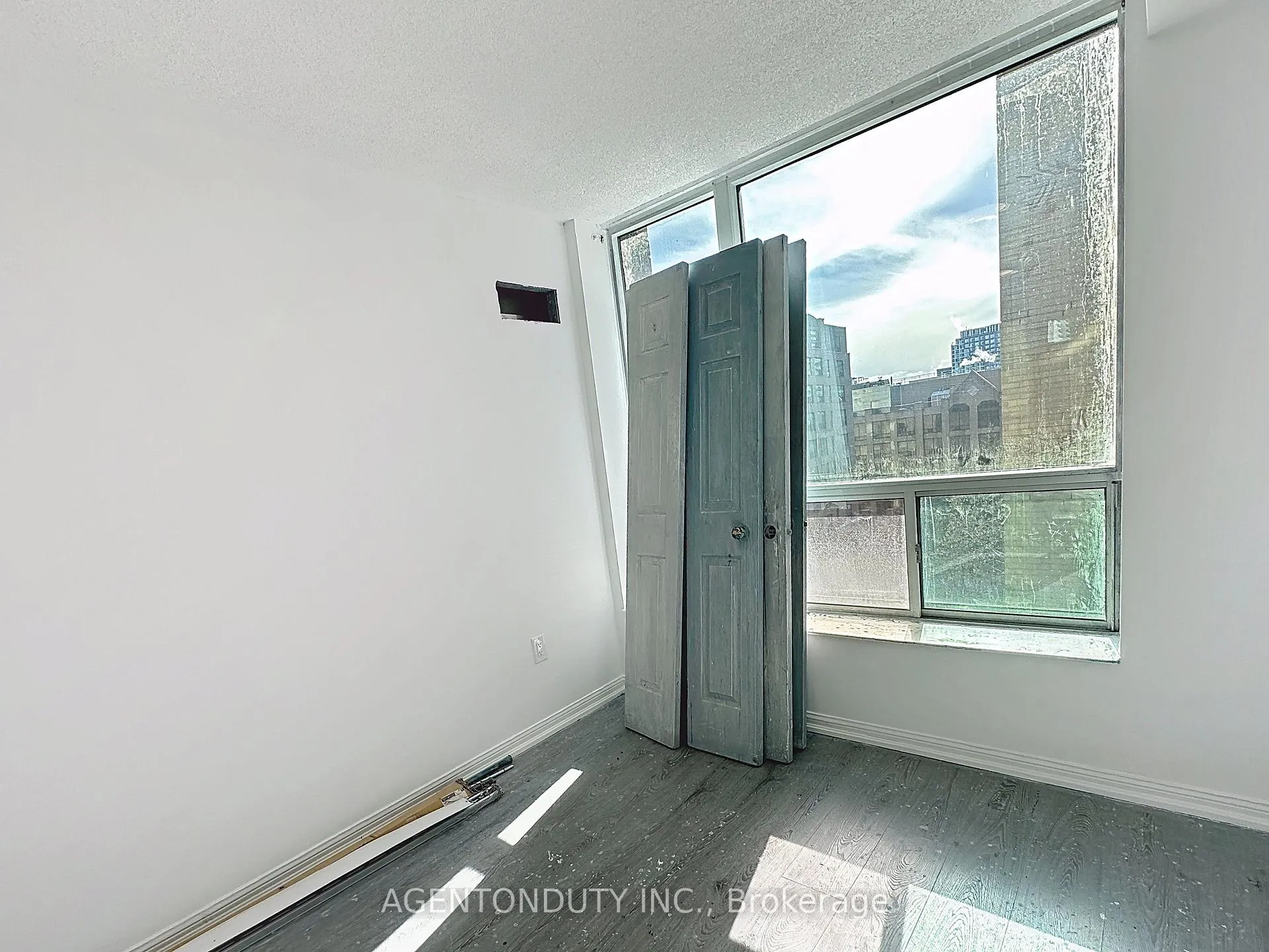 Photo 29 of Unit 712, 109 Front Street E, Toronto, Waterfront Communities — HOMEH