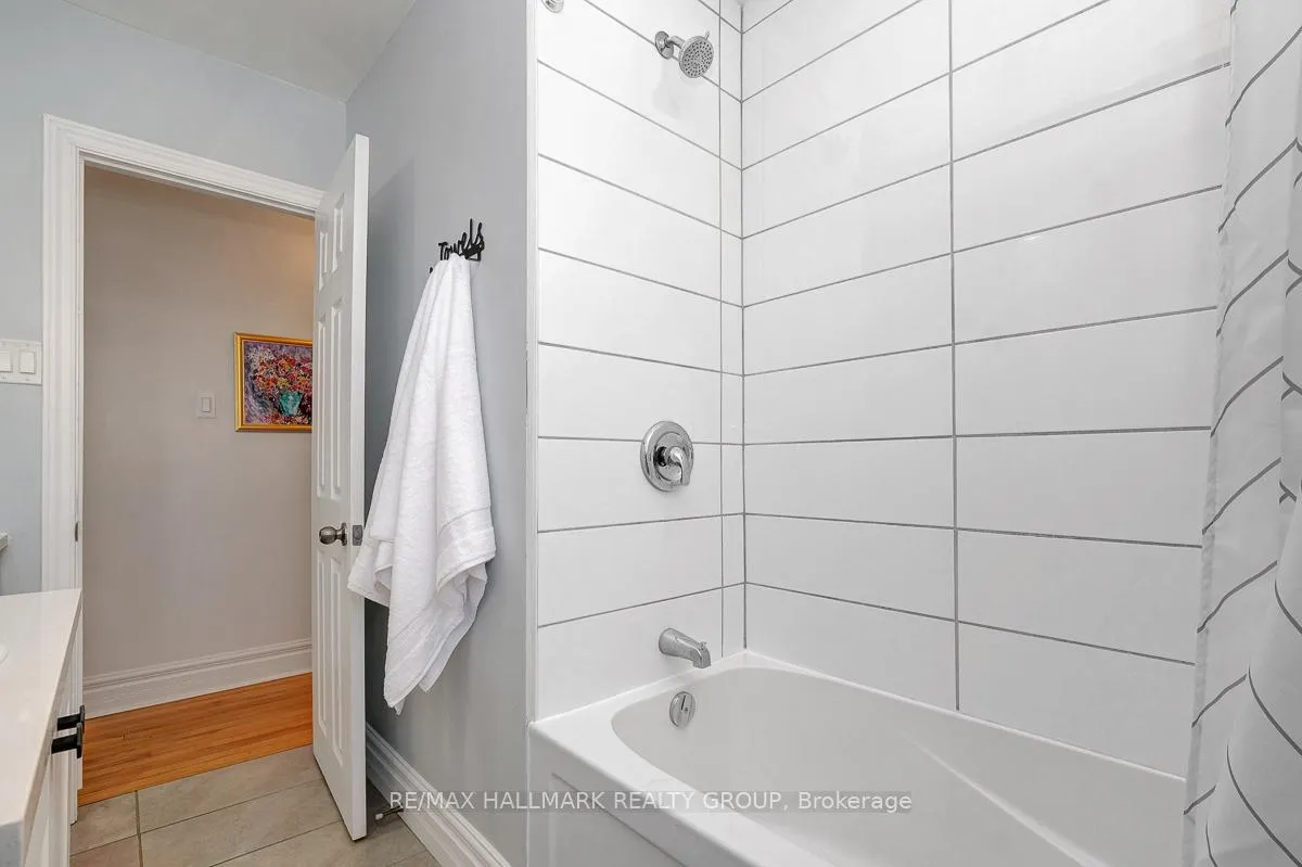 Photo 24 of 2268 Utah Street, Ottawa, Alta Vista — HOMEH