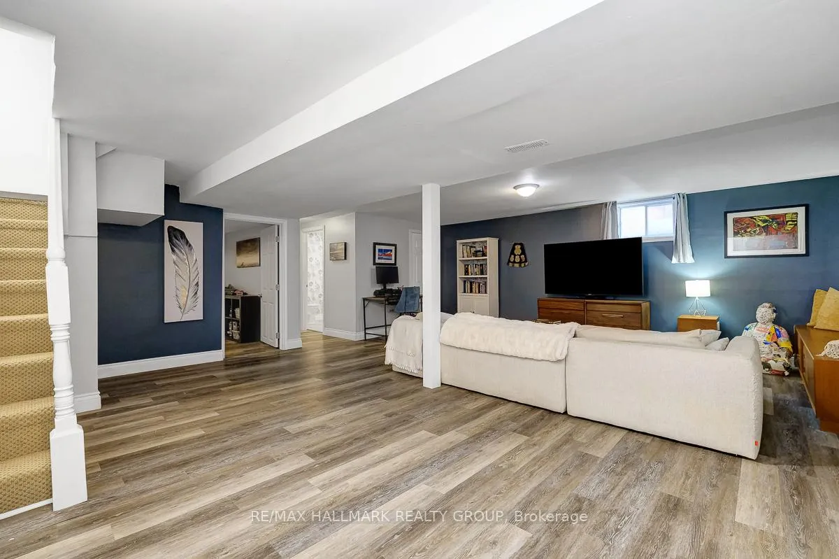 Photo 32 of 2268 Utah Street, Ottawa, Alta Vista — HOMEH
