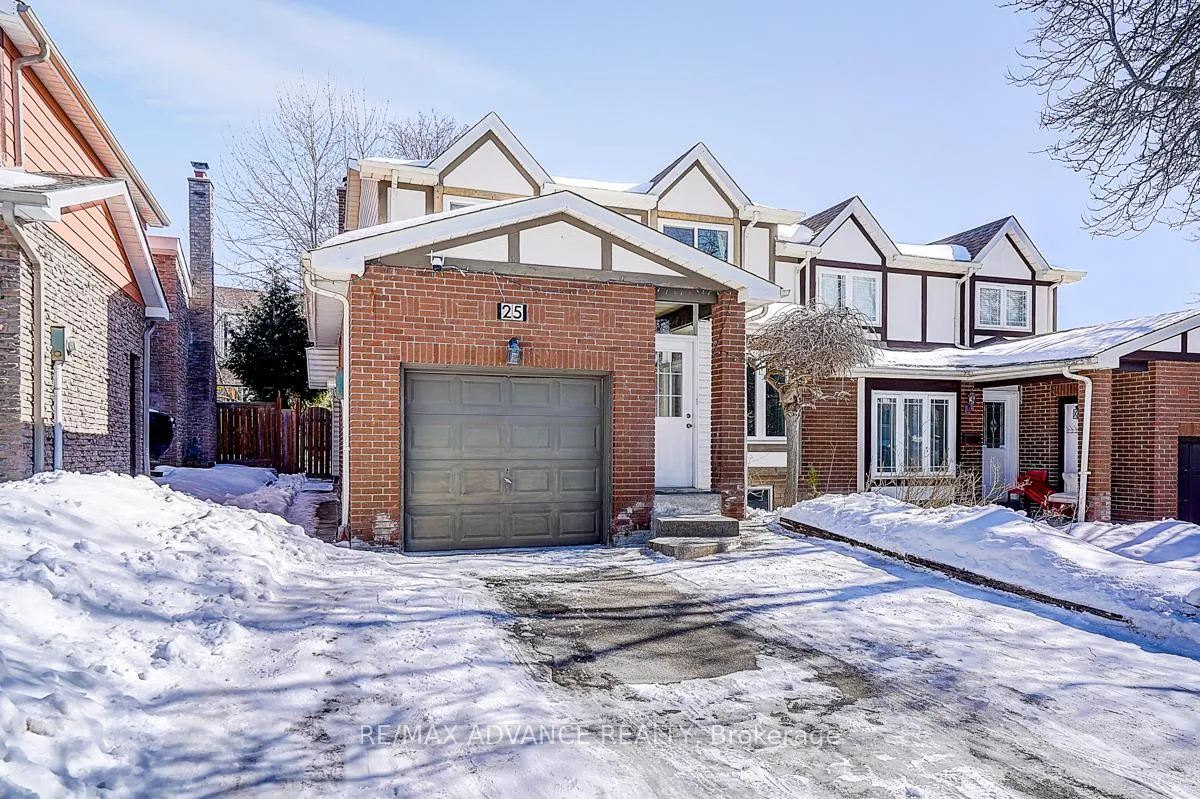 Photo 2 of 25 West Borough Street, Markham, Aileen-Willowbrook — HOMEH
