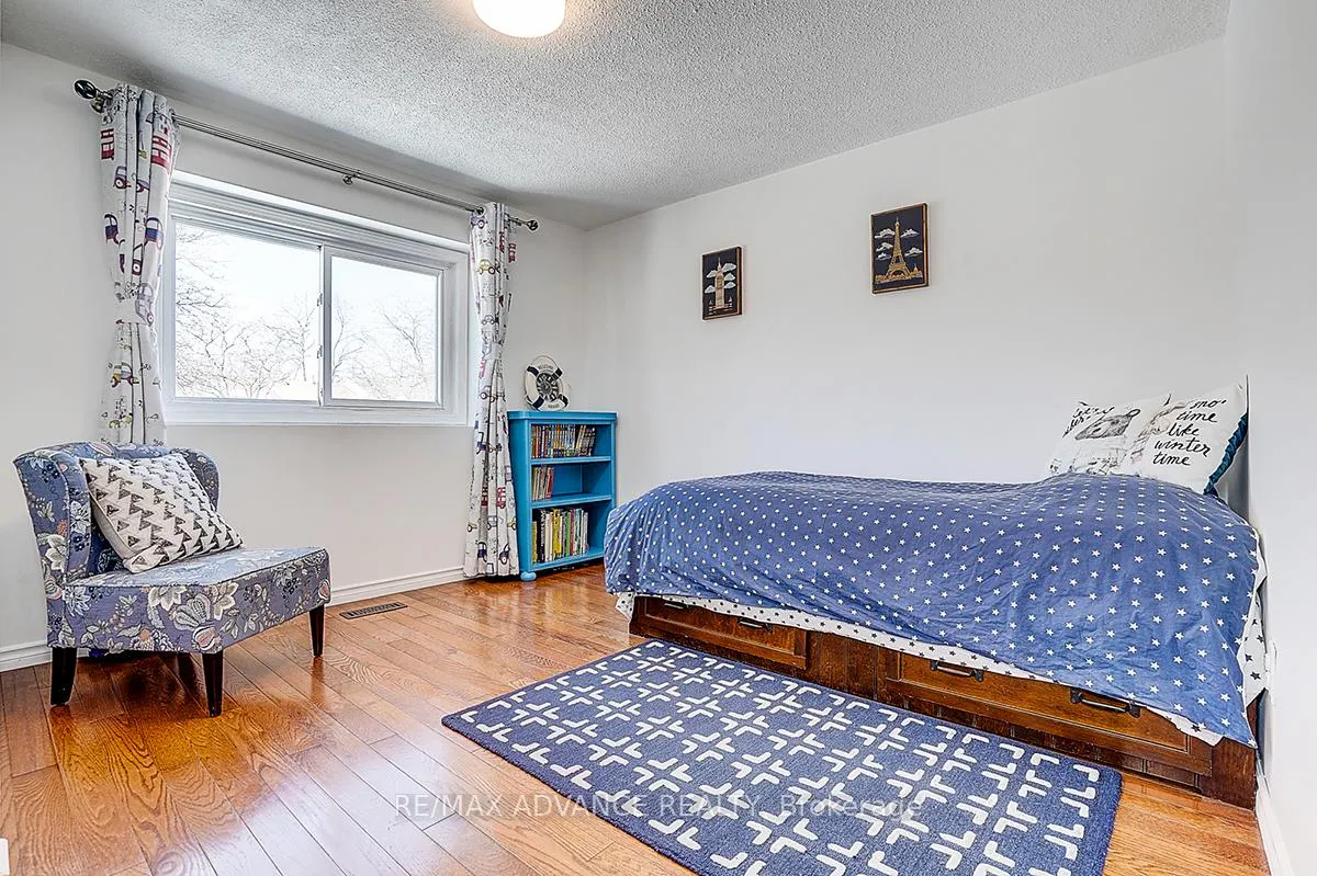 Photo 31 of 25 West Borough Street, Markham, Aileen-Willowbrook — HOMEH